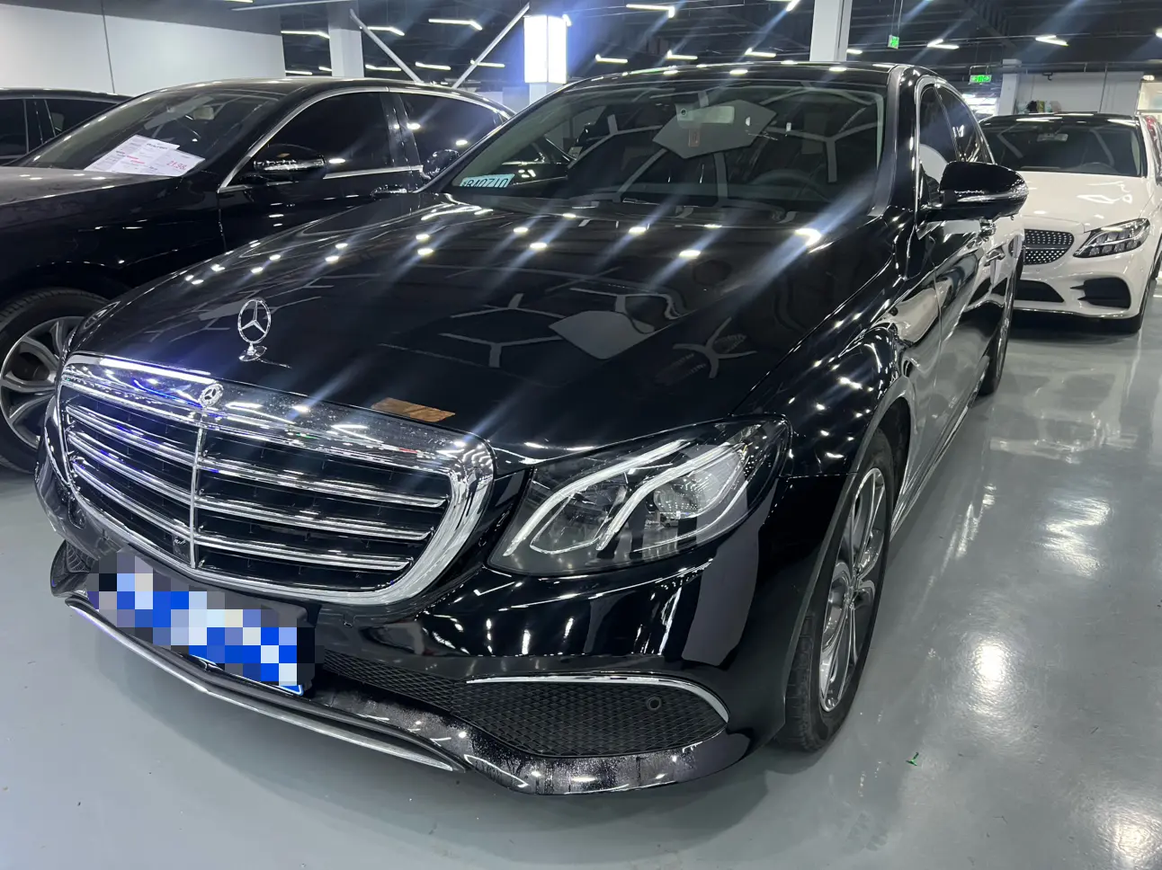 Mercedes-Benz E-Class  из Китая