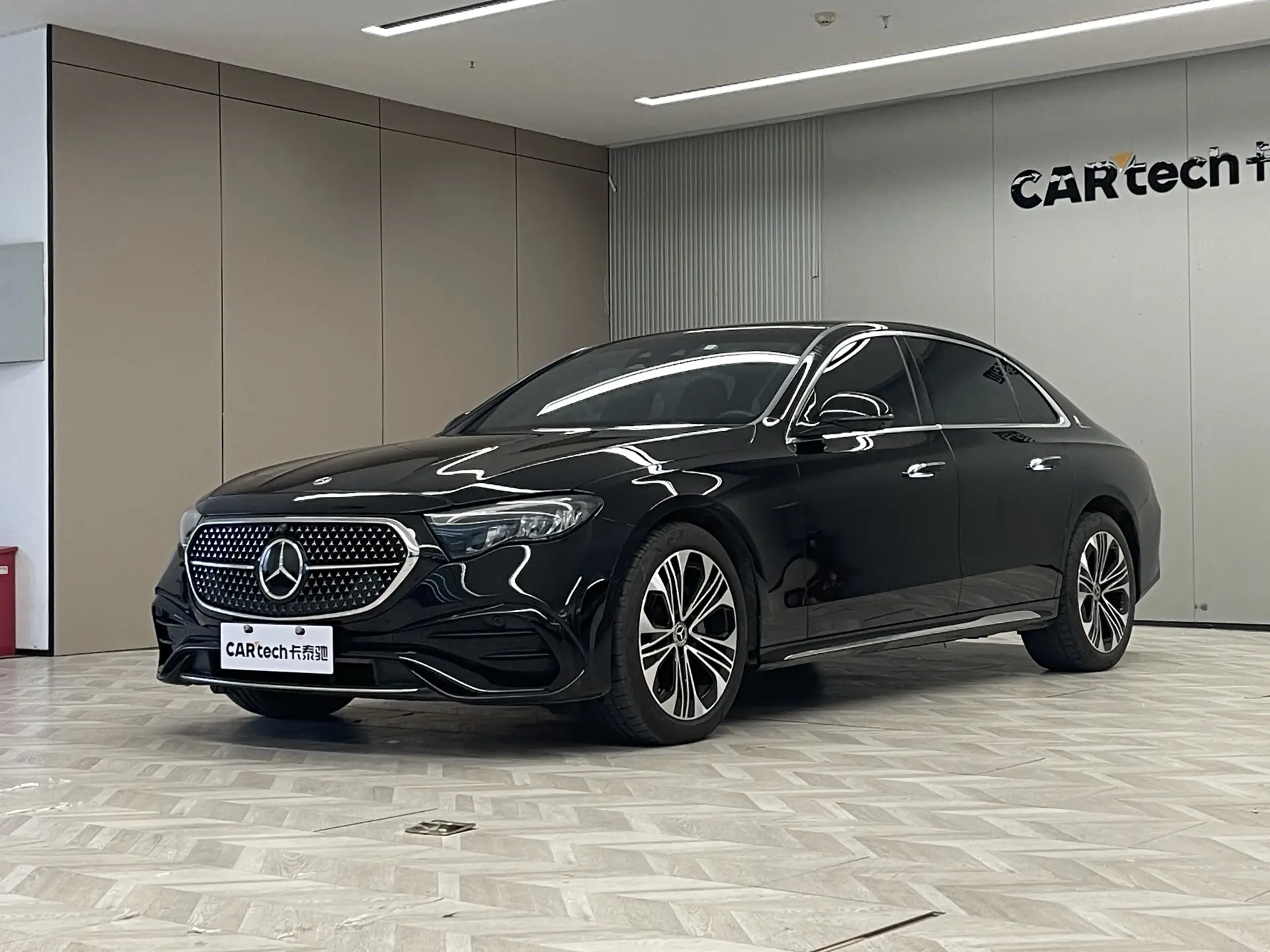 Mercedes-Benz E-Class  из Китая