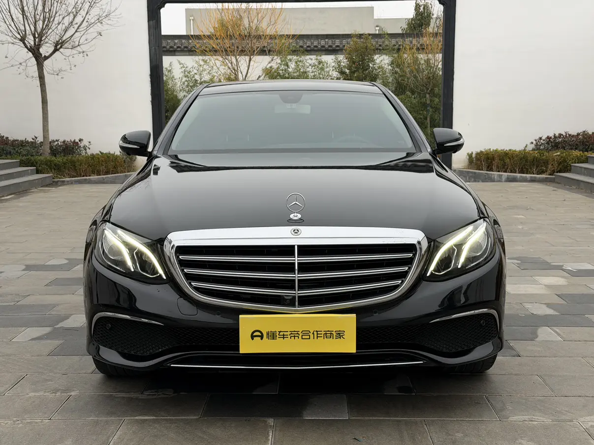 Mercedes-Benz E-Class  из Китая
