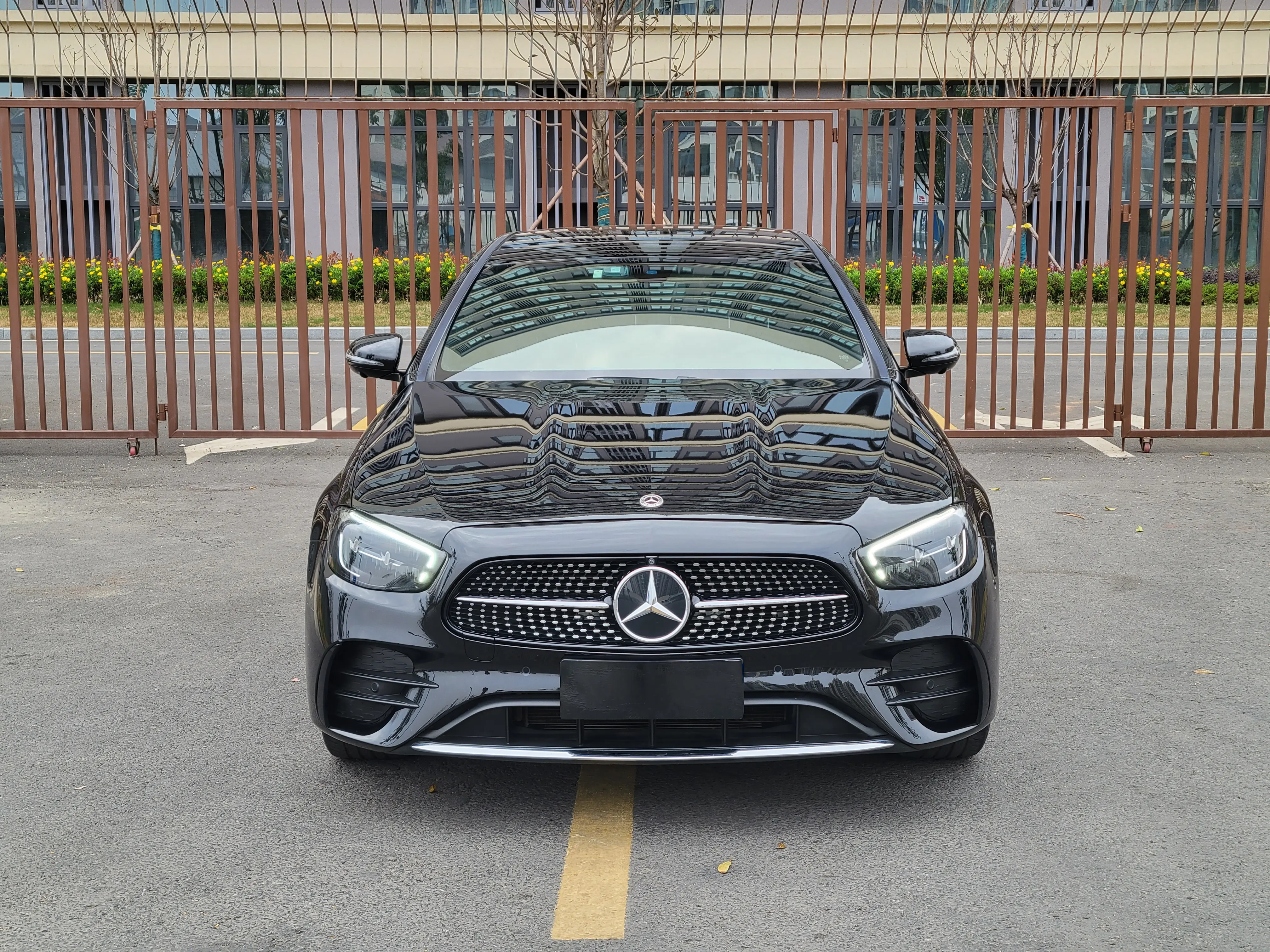 Mercedes-Benz E-Class  из Китая