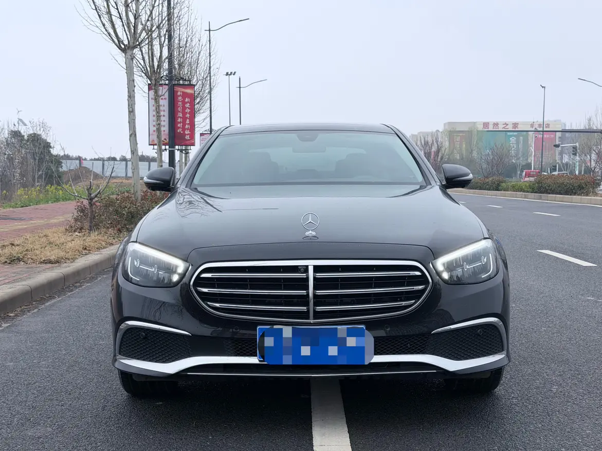 Mercedes-Benz E-Class  из Китая