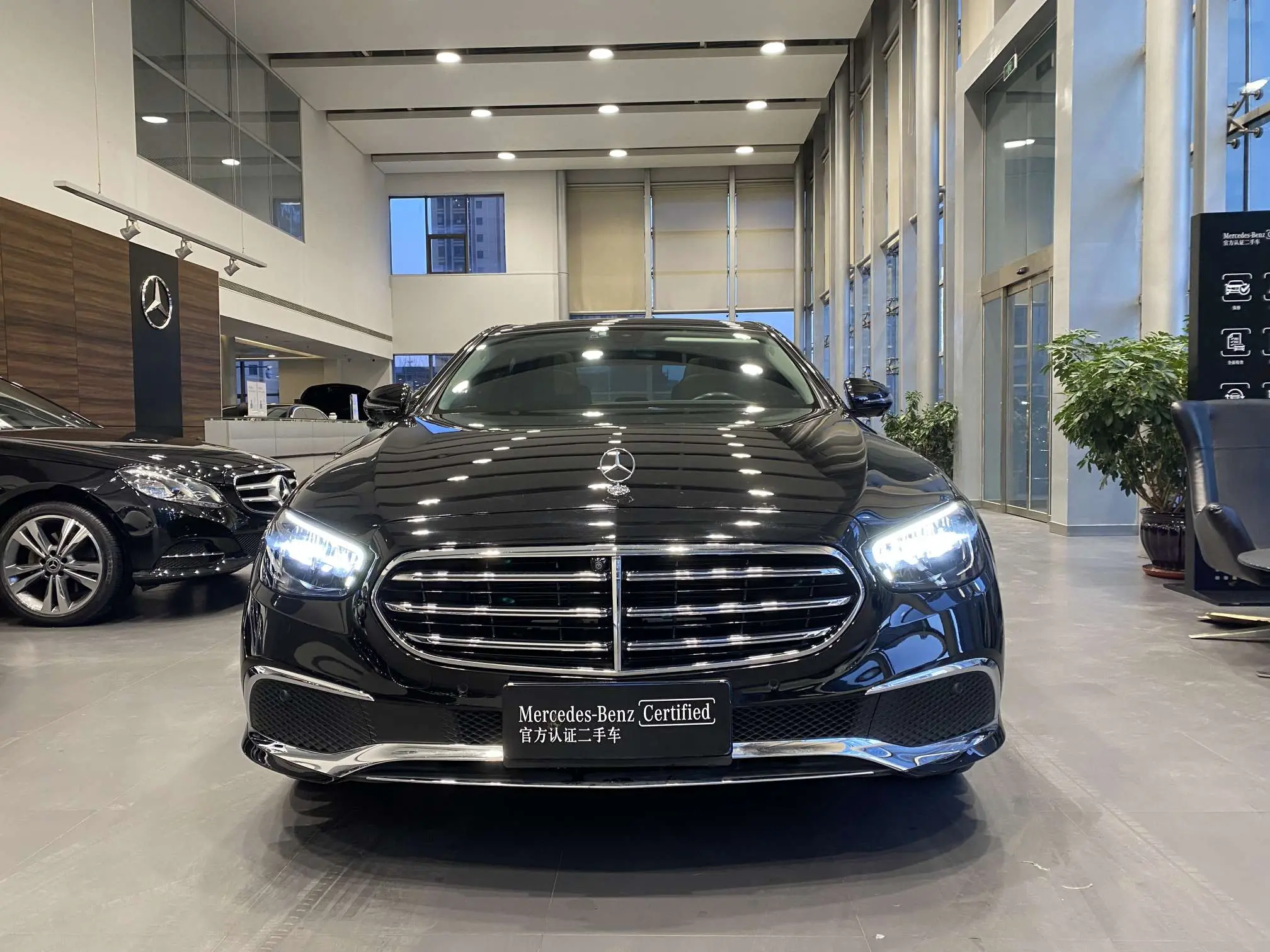 Mercedes-Benz E-Class  из Китая