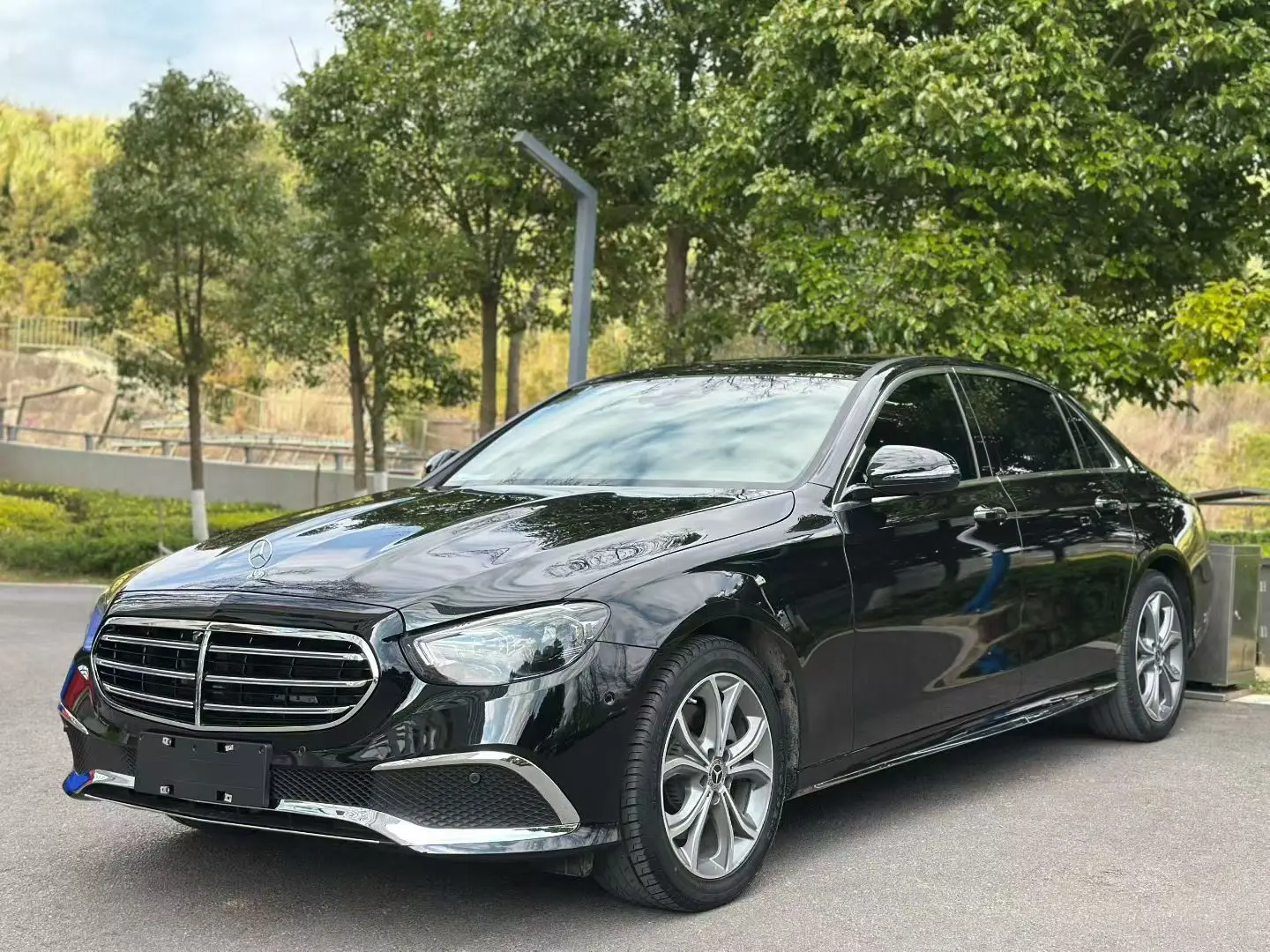 Mercedes-Benz E-Class  из Китая