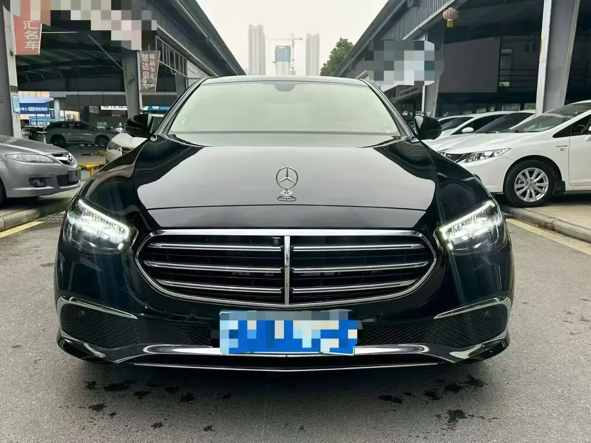 Mercedes-Benz E-Class  из Китая