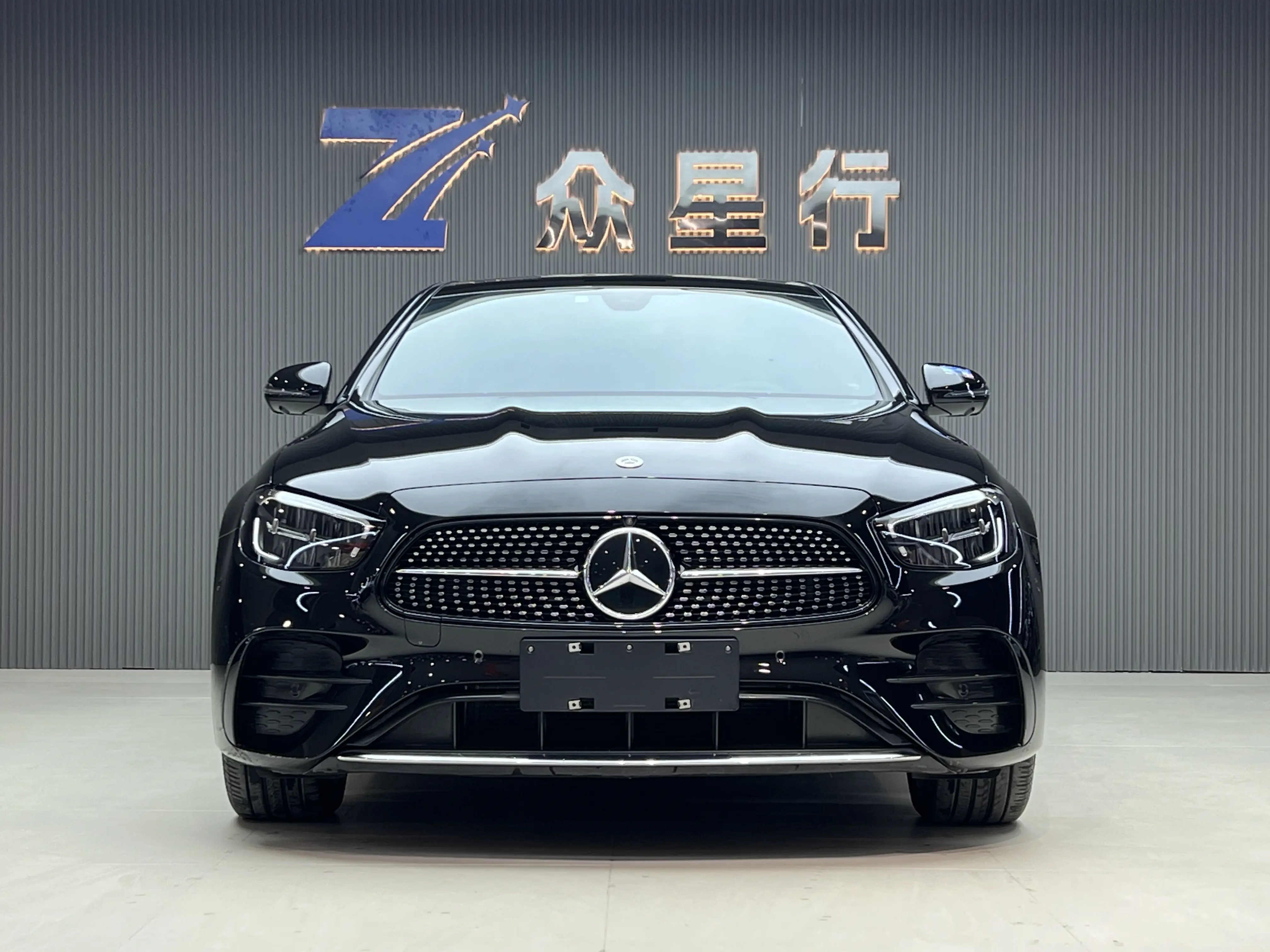 Mercedes-Benz E-Class  из Китая
