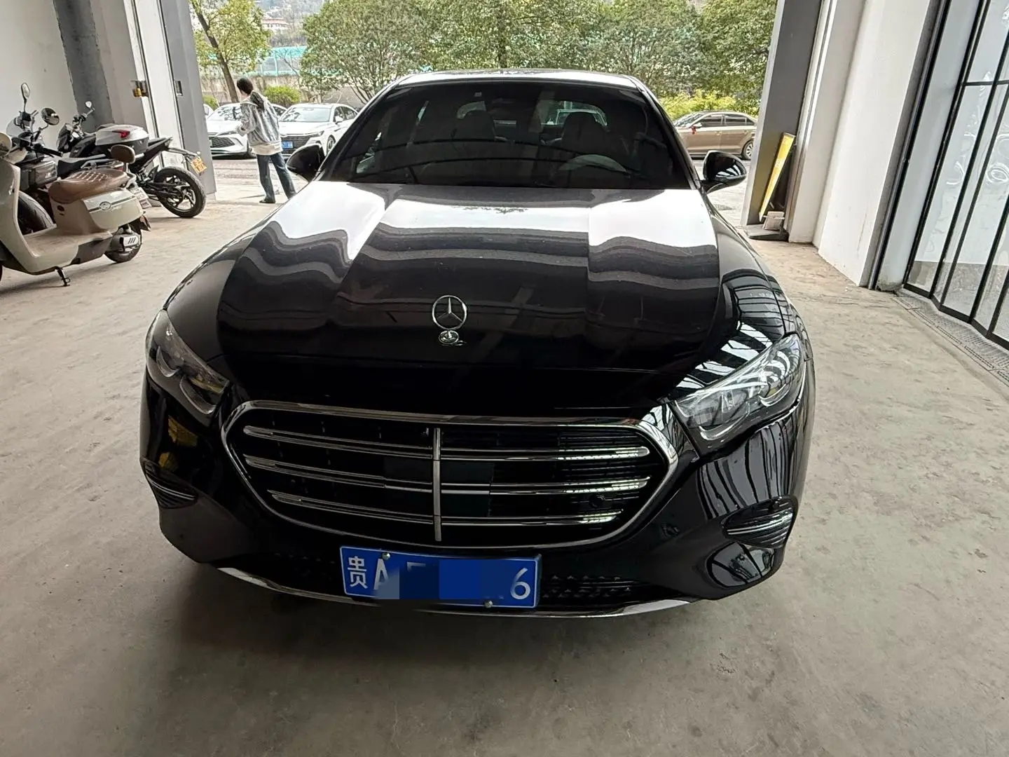 Mercedes-Benz E-Class  из Китая