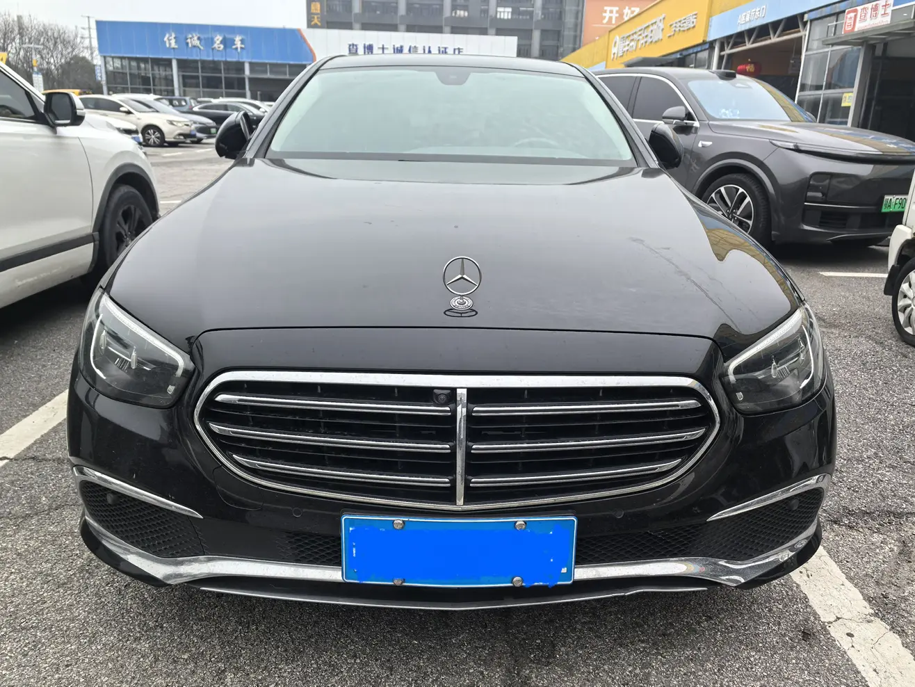 Mercedes-Benz E-Class  из Китая