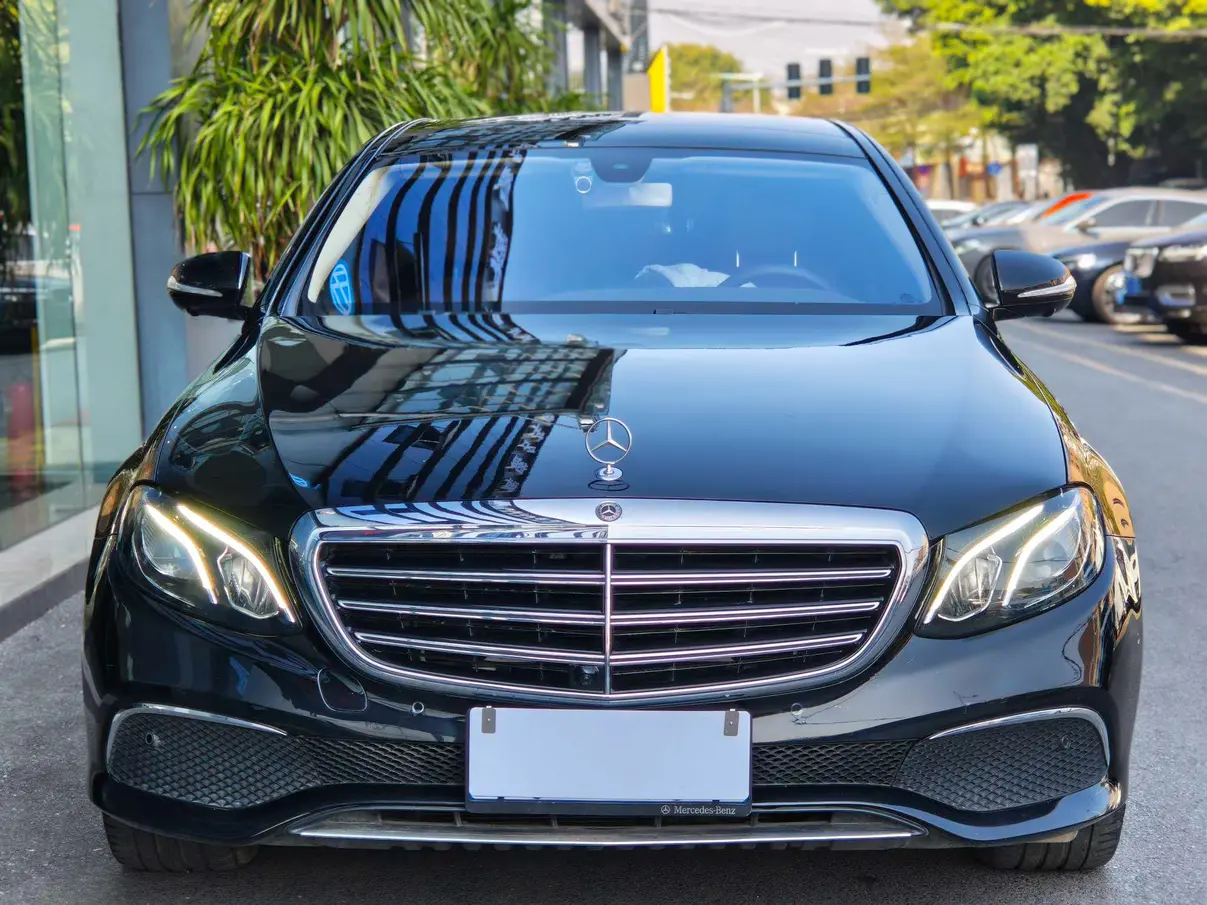 Mercedes-Benz E-Class  из Китая