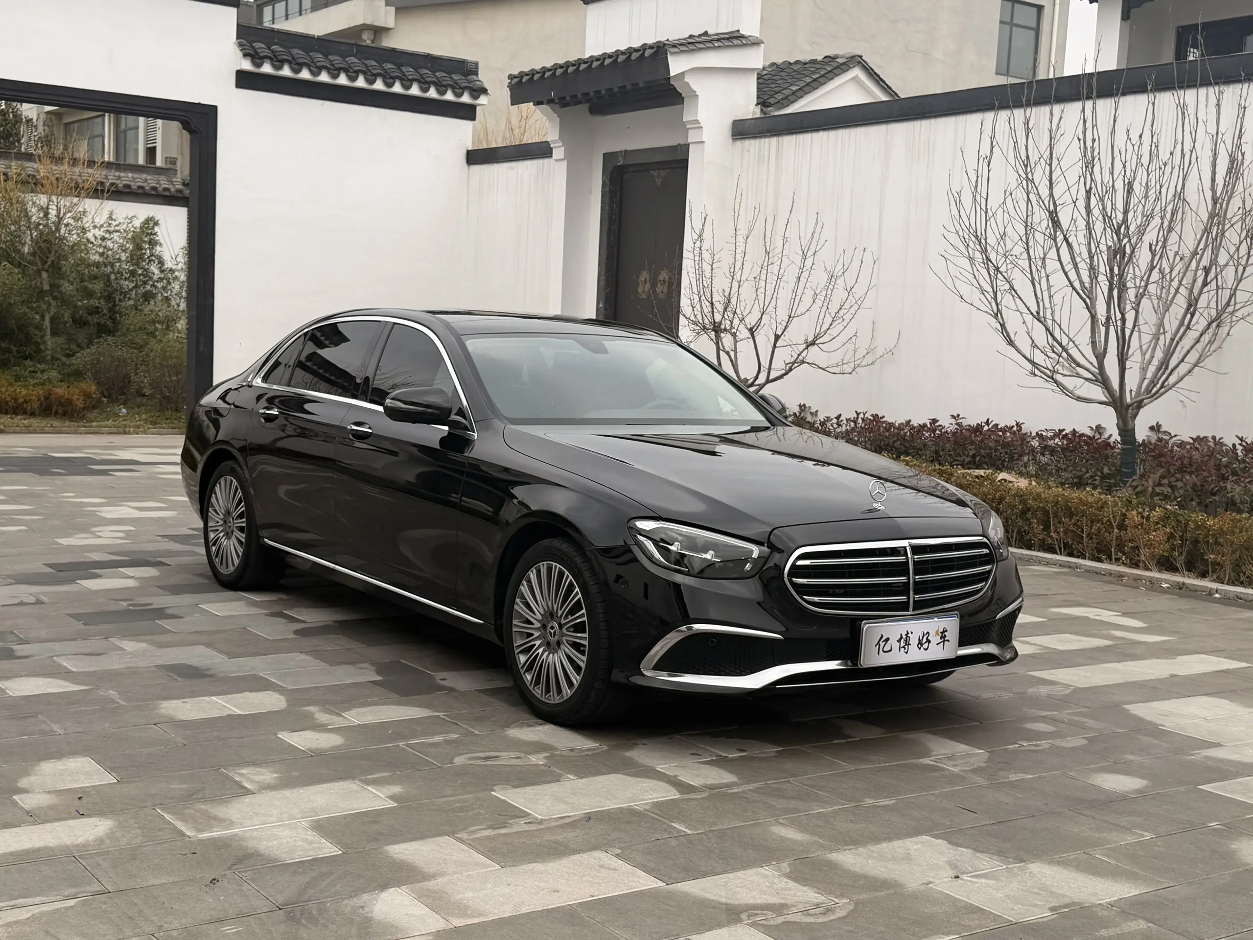 Mercedes-Benz E-Class  из Китая
