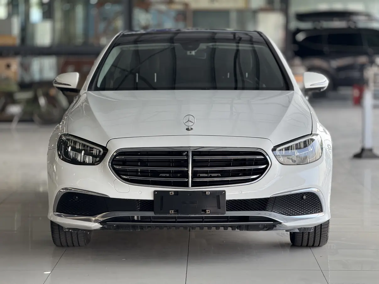 Mercedes-Benz E-Class  из Китая