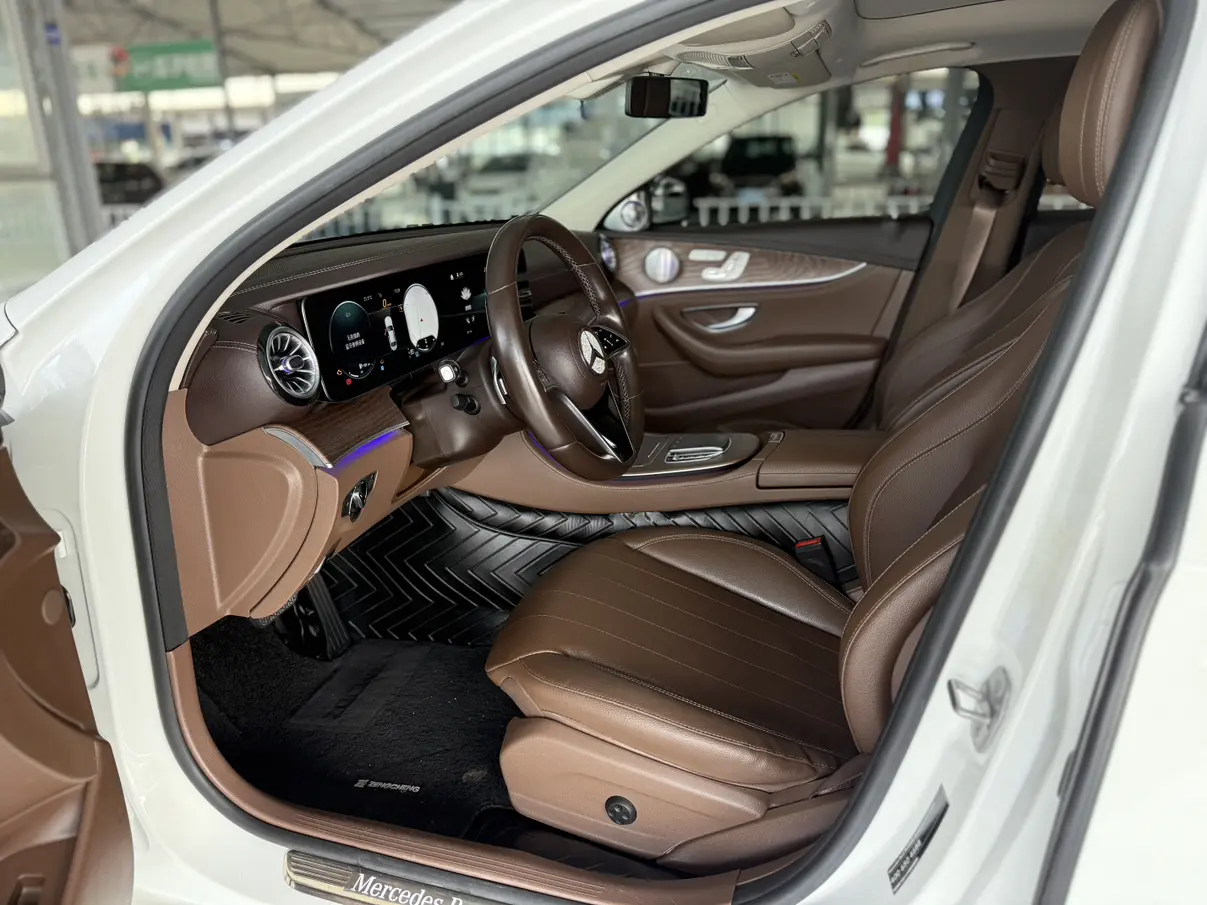 Mercedes-Benz E-Class  из Китая