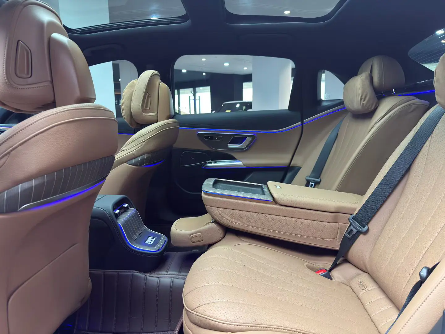 Mercedes-Benz E-Class  из Китая