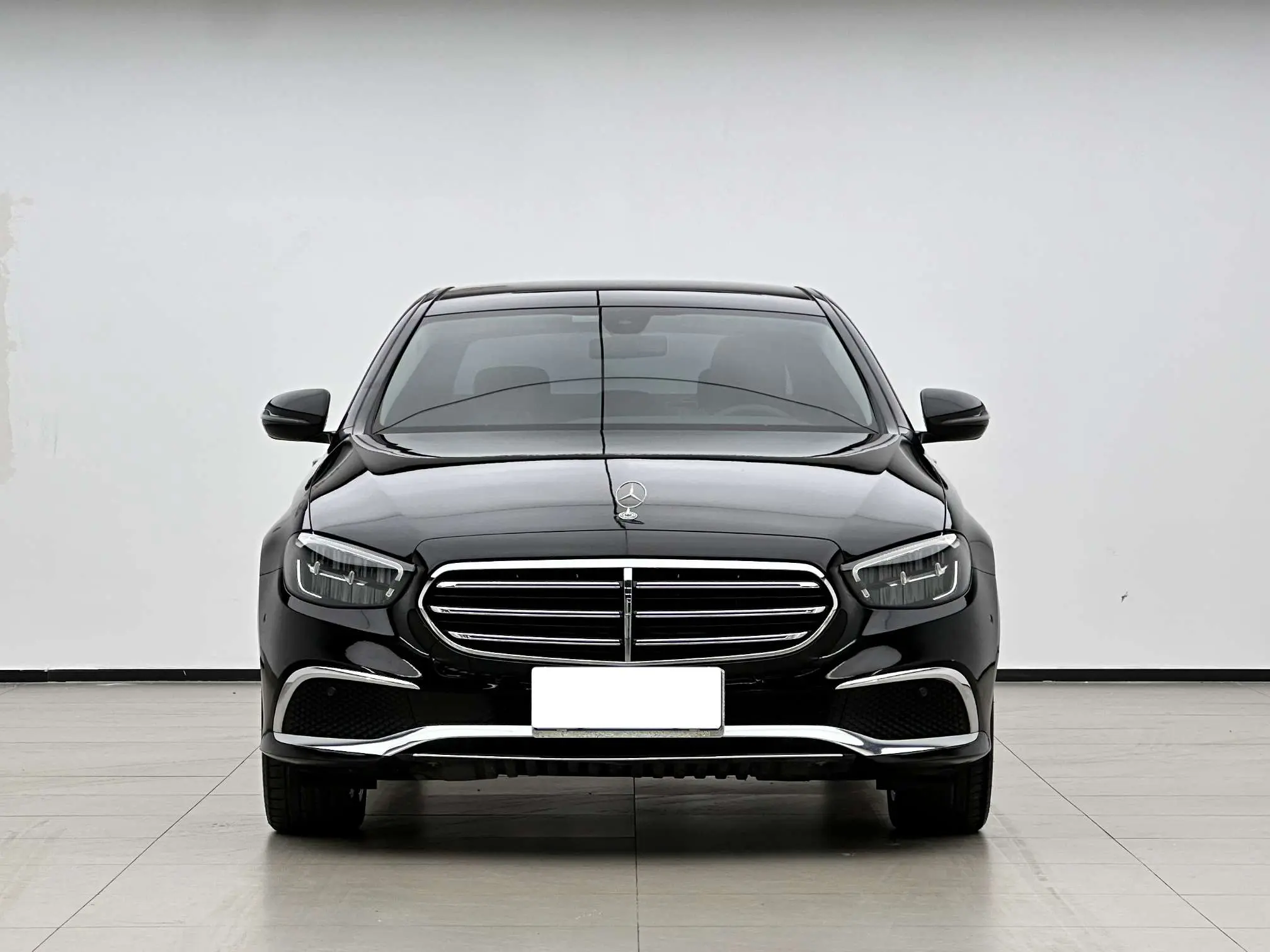Mercedes-Benz E-Class  из Китая