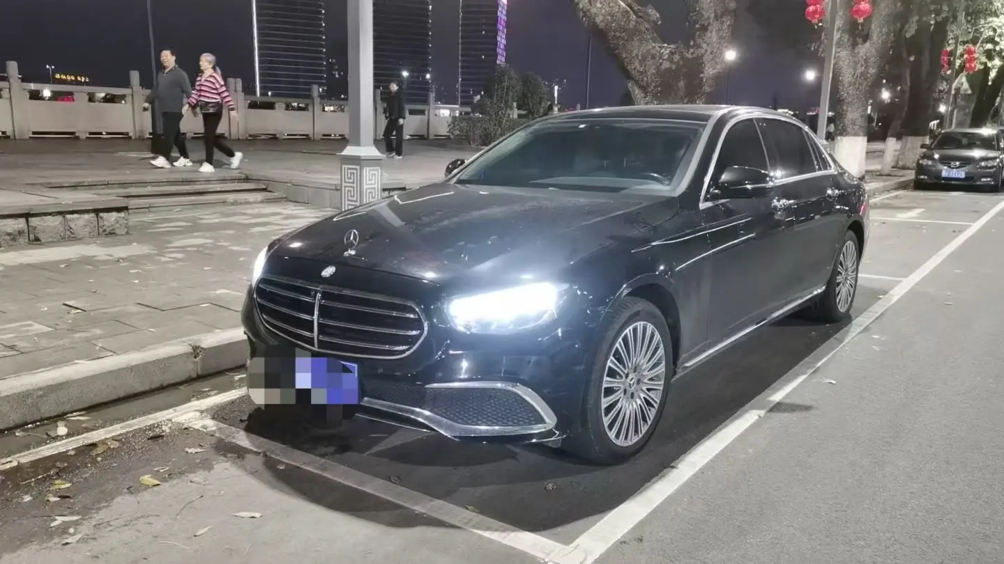 Mercedes-Benz E-Class  из Китая