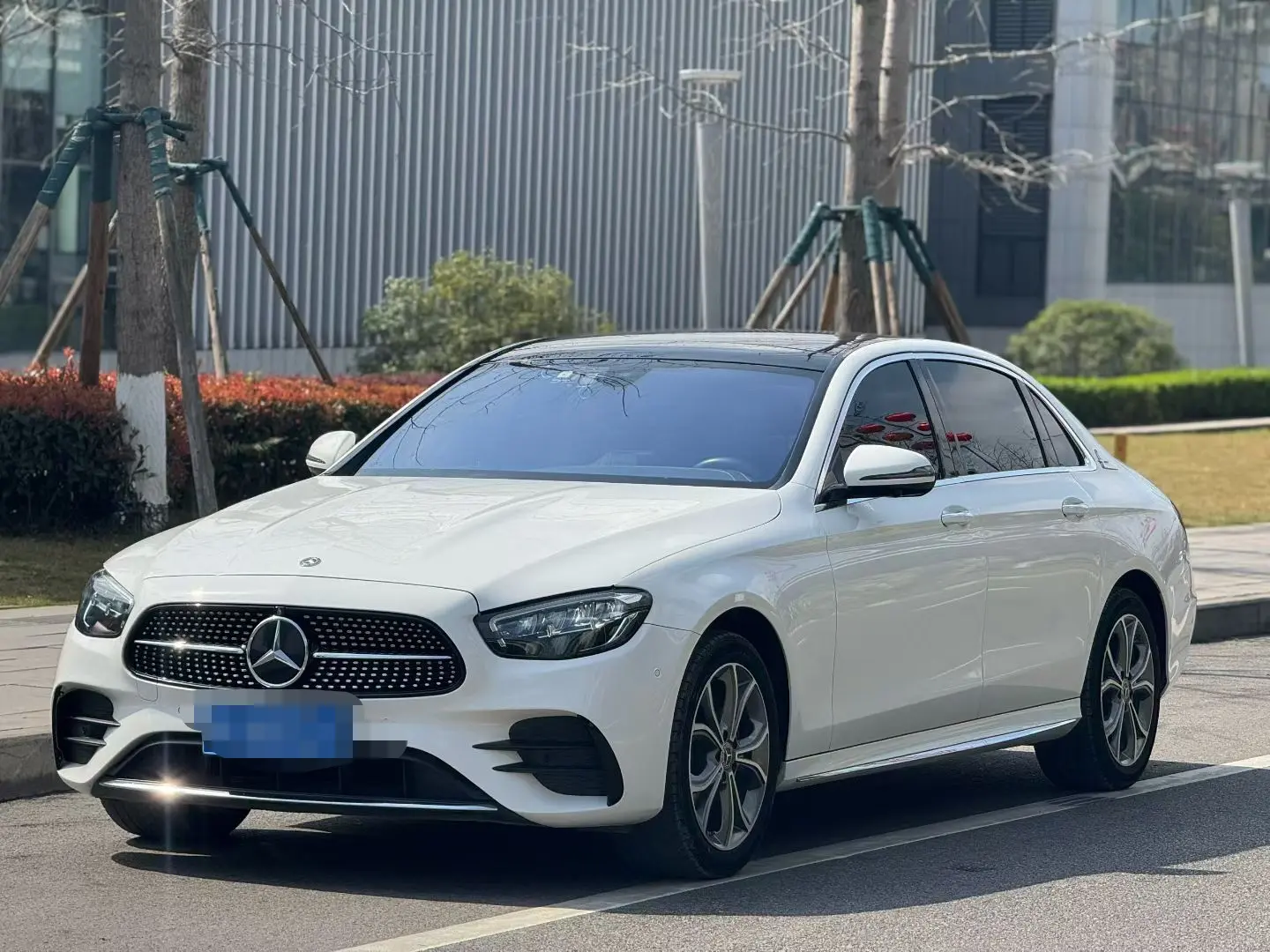 Mercedes-Benz E-Class  из Китая