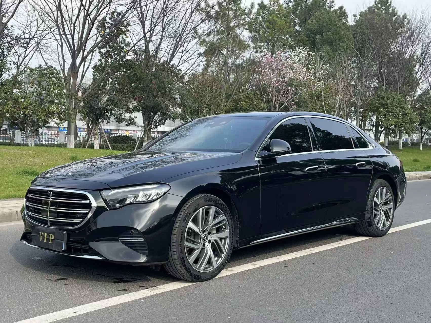 Mercedes-Benz E-Class  из Китая