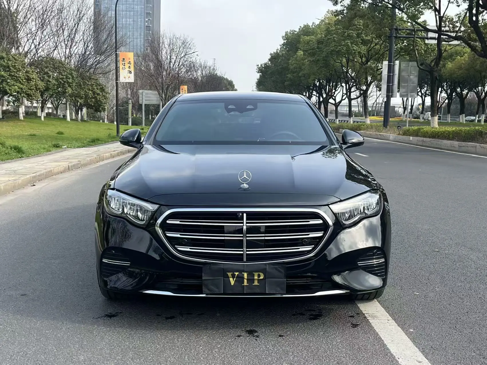 Mercedes-Benz E-Class  из Китая