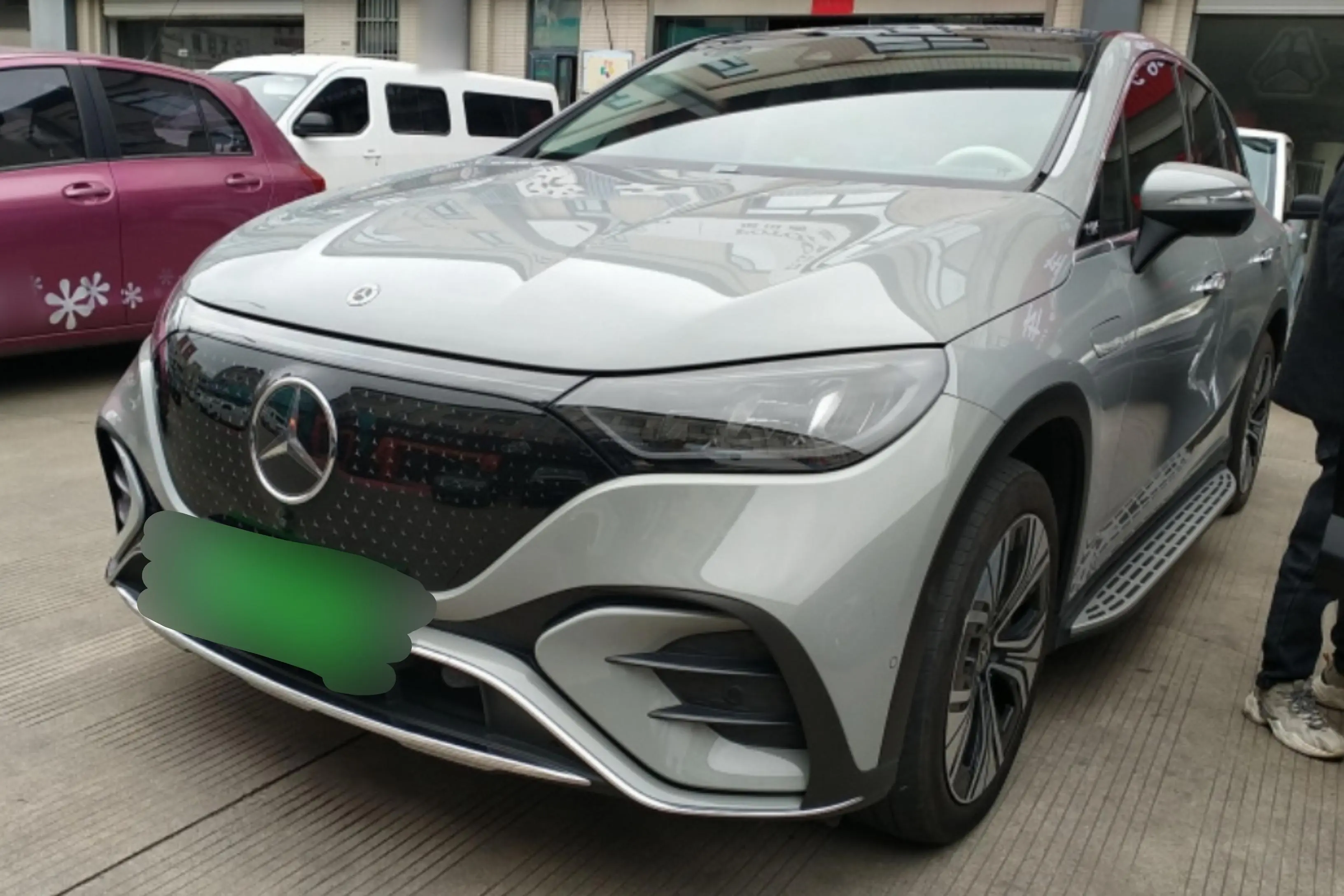 Mercedes-Benz EQE SUV  из Китая