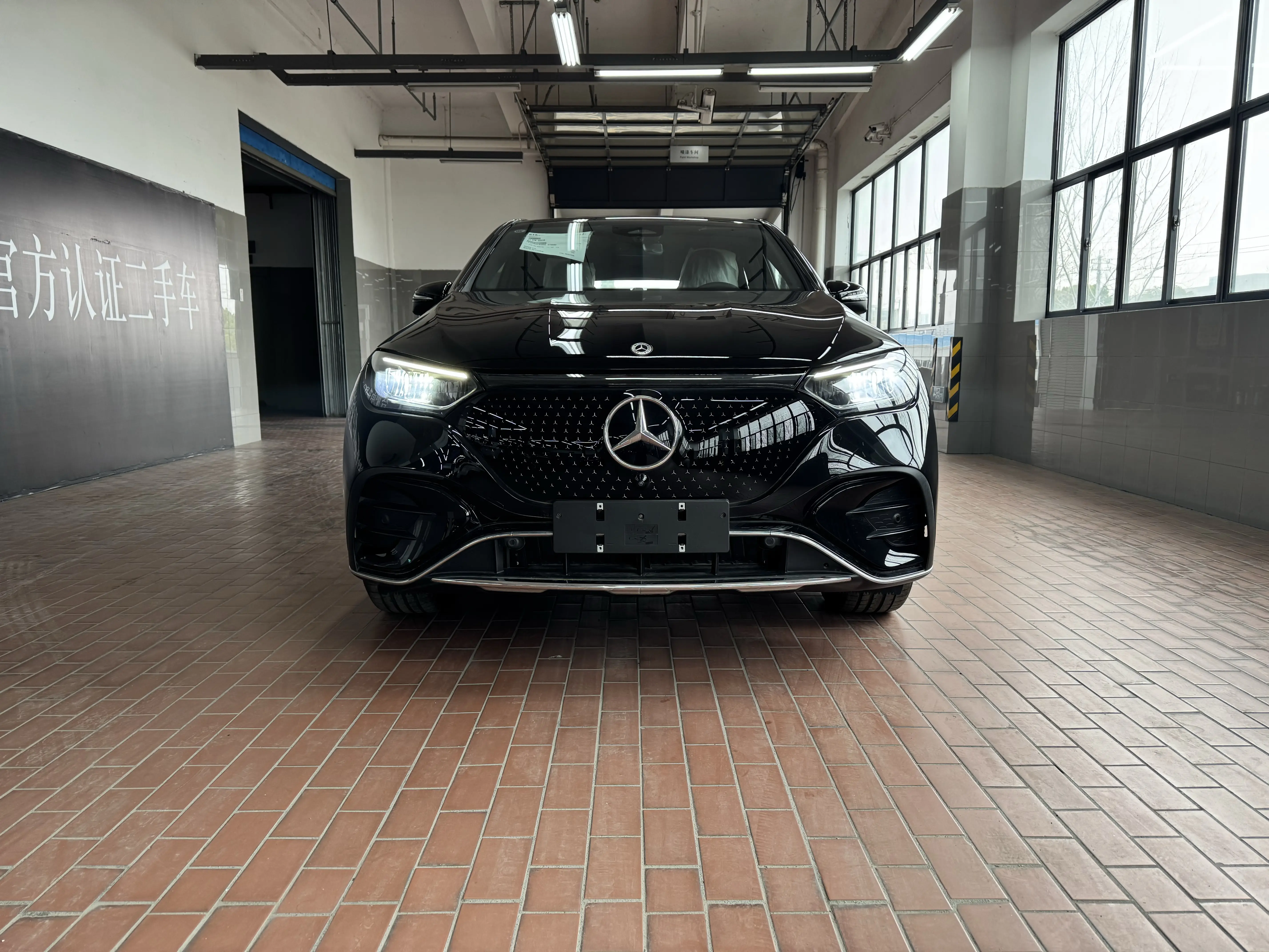 Mercedes-Benz EQE SUV  из Китая