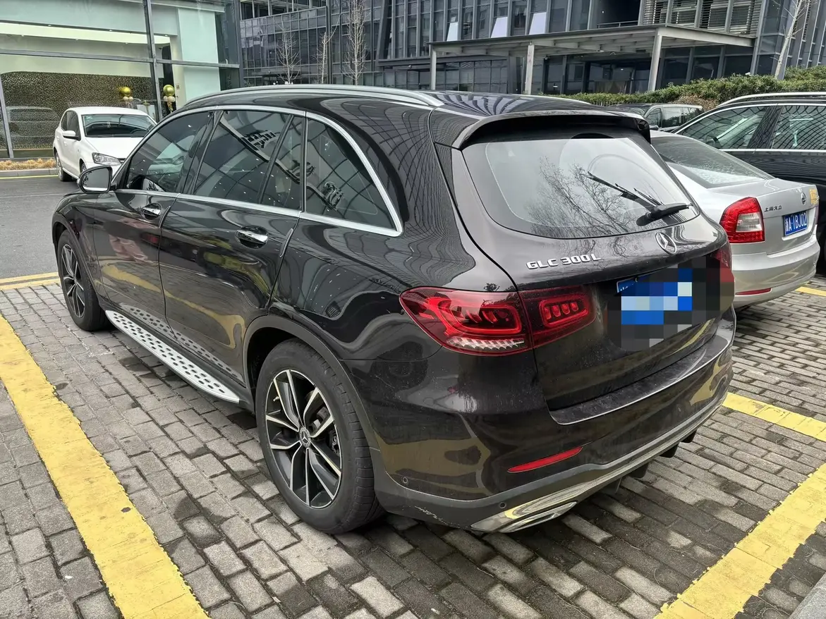 Mercedes-Benz GLC  из Китая