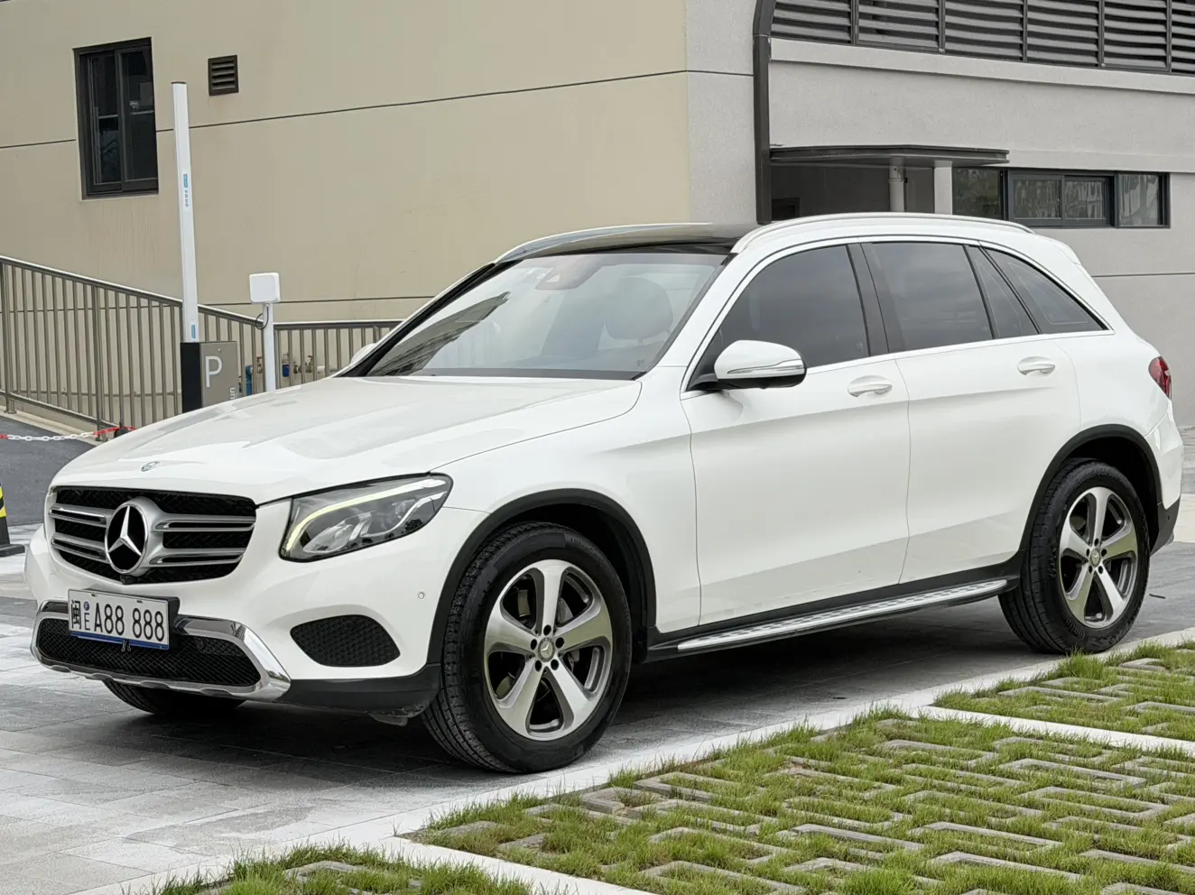 Mercedes-Benz GLC  из Китая