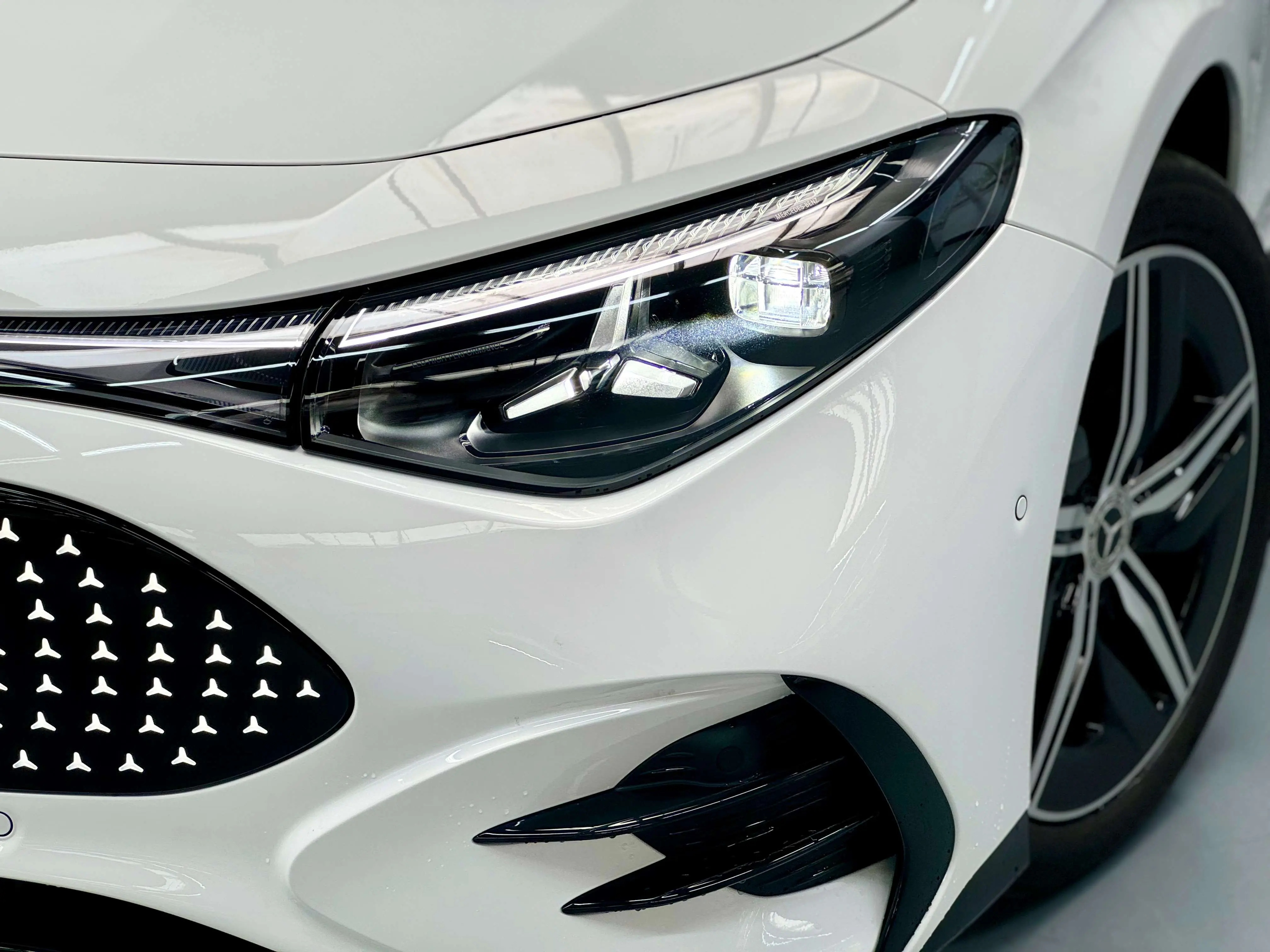 Mercedes-Benz CLA EV  из Китая