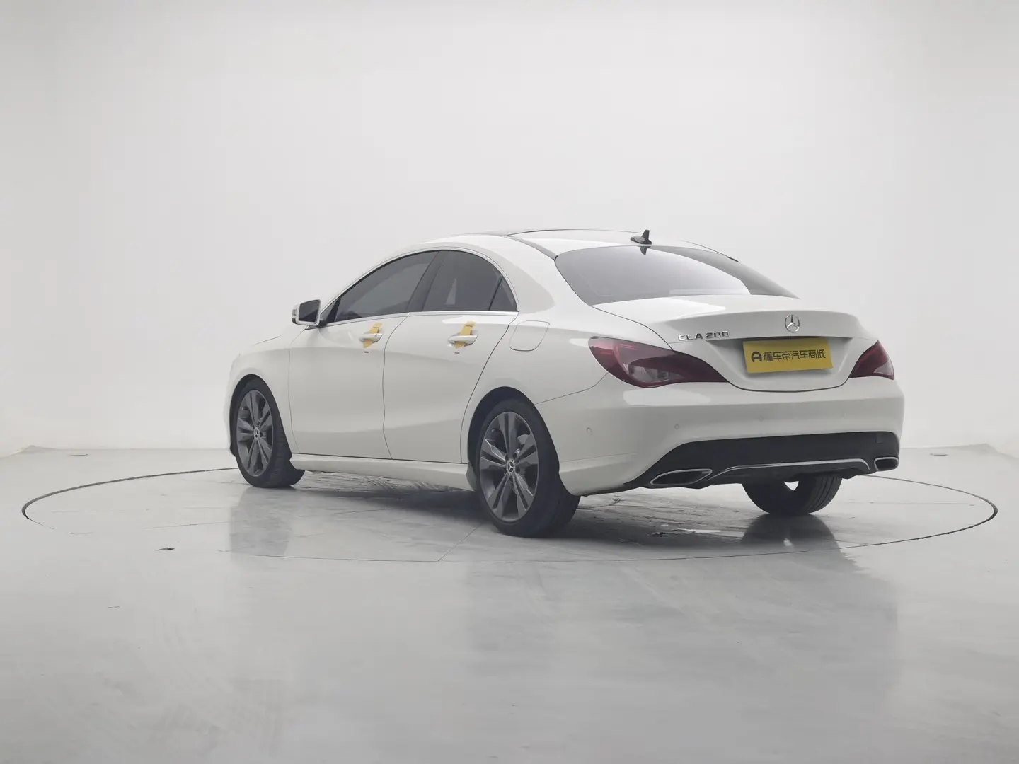 Mercedes-Benz CLA (Imported)  из Китая