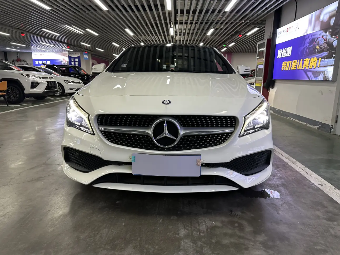 Mercedes-Benz CLA (Imported)  из Китая