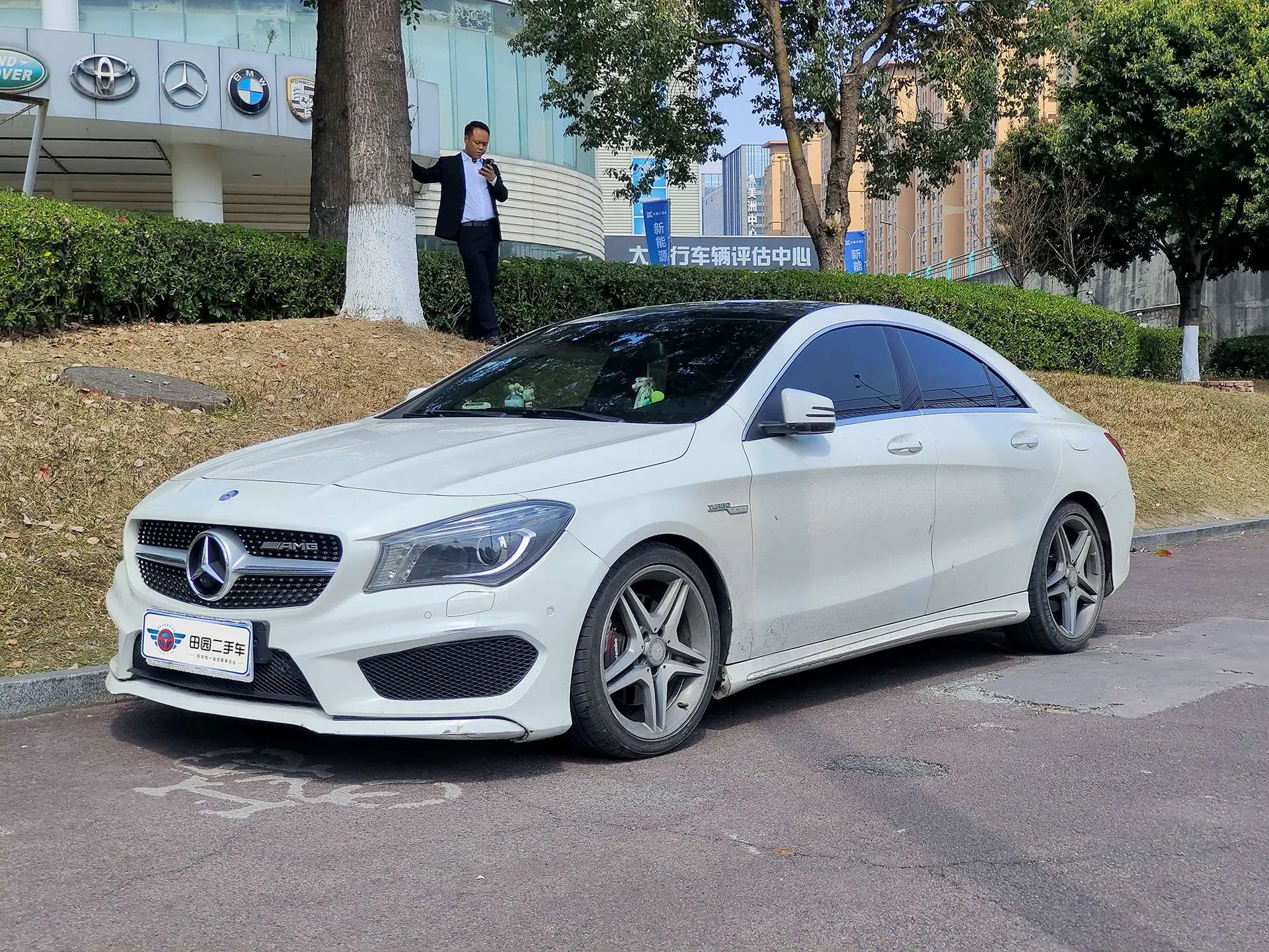 Mercedes-Benz CLA (Imported)  из Китая