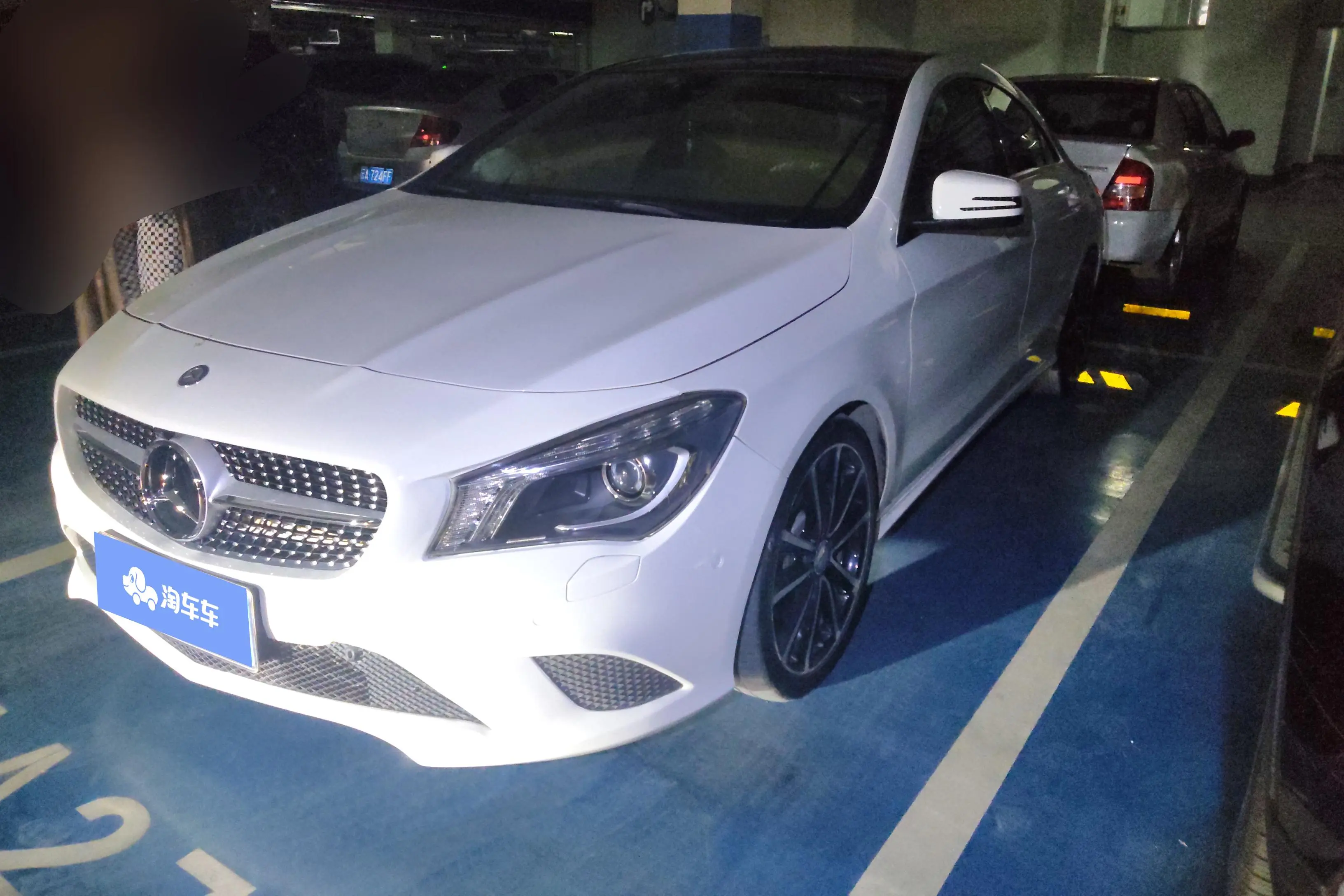 Mercedes-Benz CLA (Imported)  из Китая