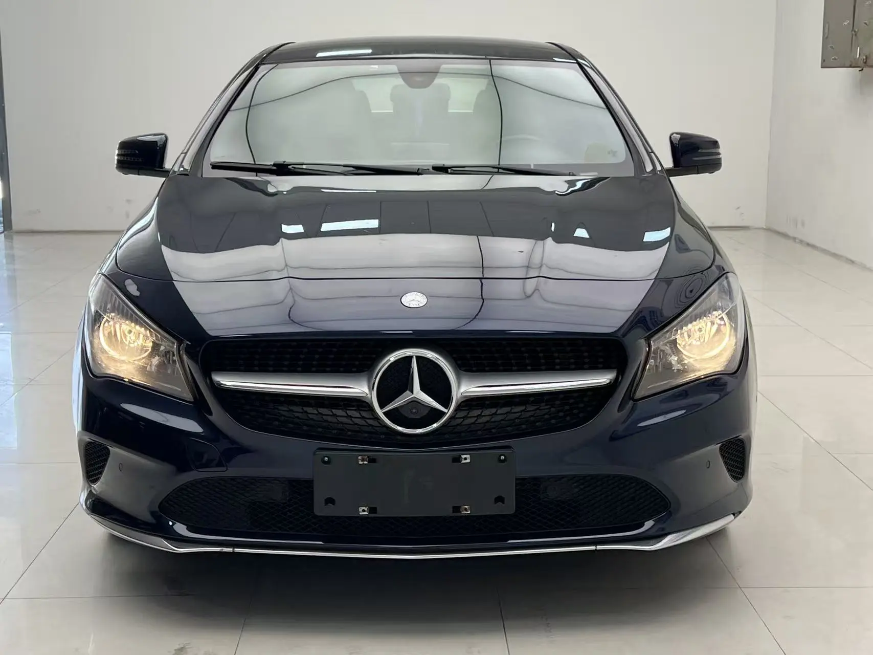 Mercedes-Benz CLA (Imported)  из Китая