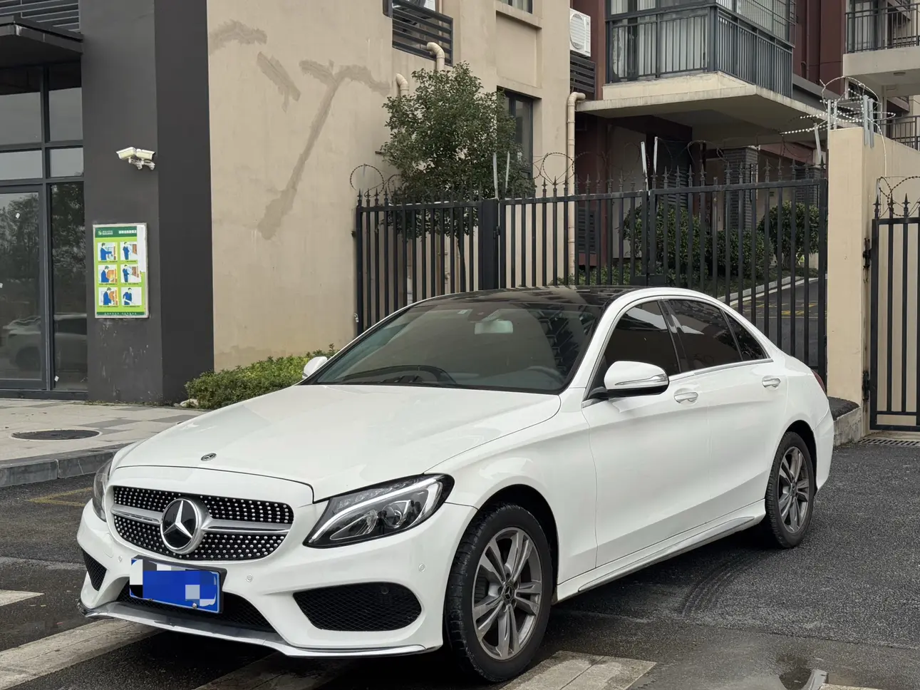 Mercedes-Benz Mercedes Benz C Class  из Китая