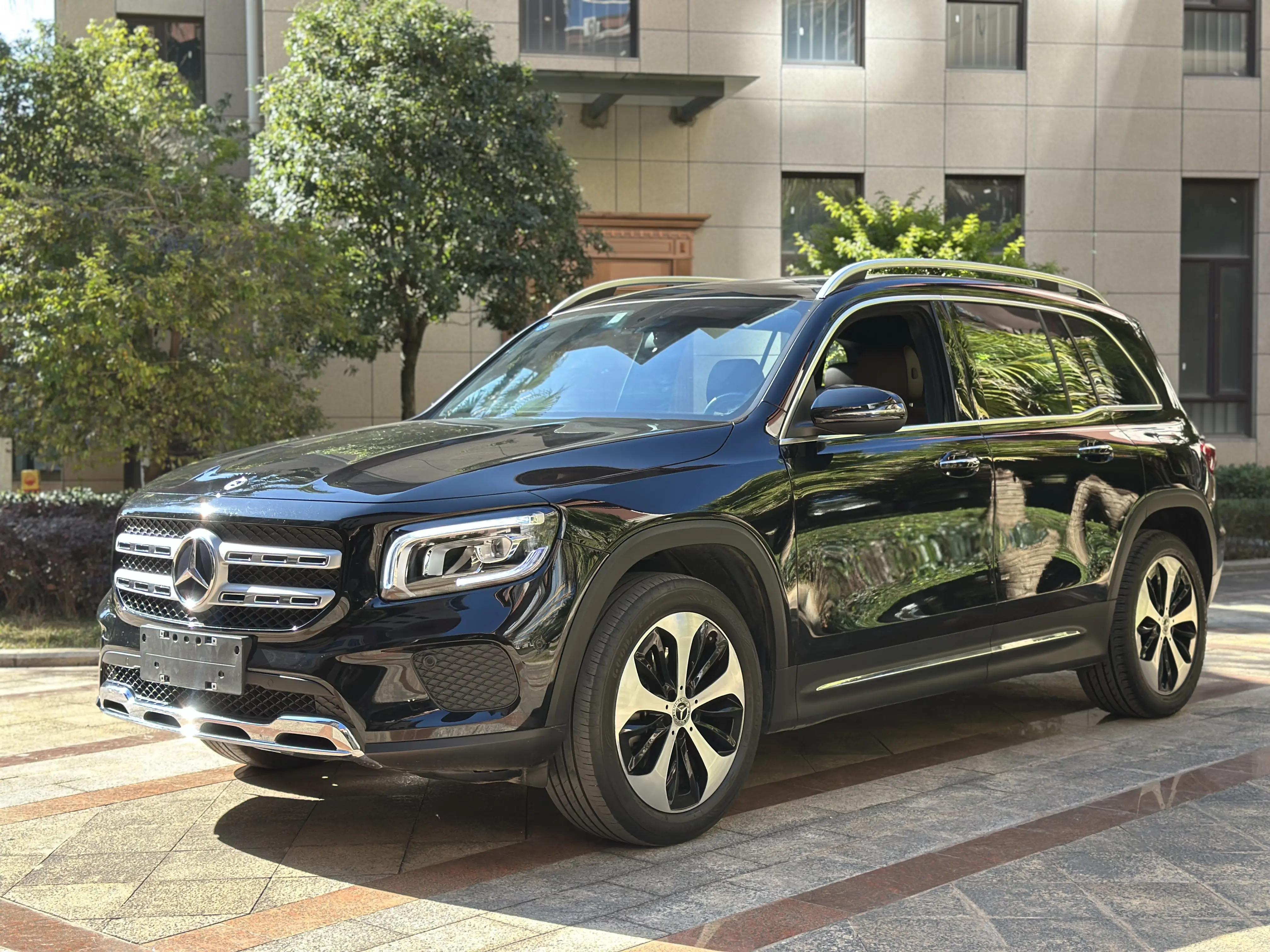 Mercedes-Benz GLB  из Китая