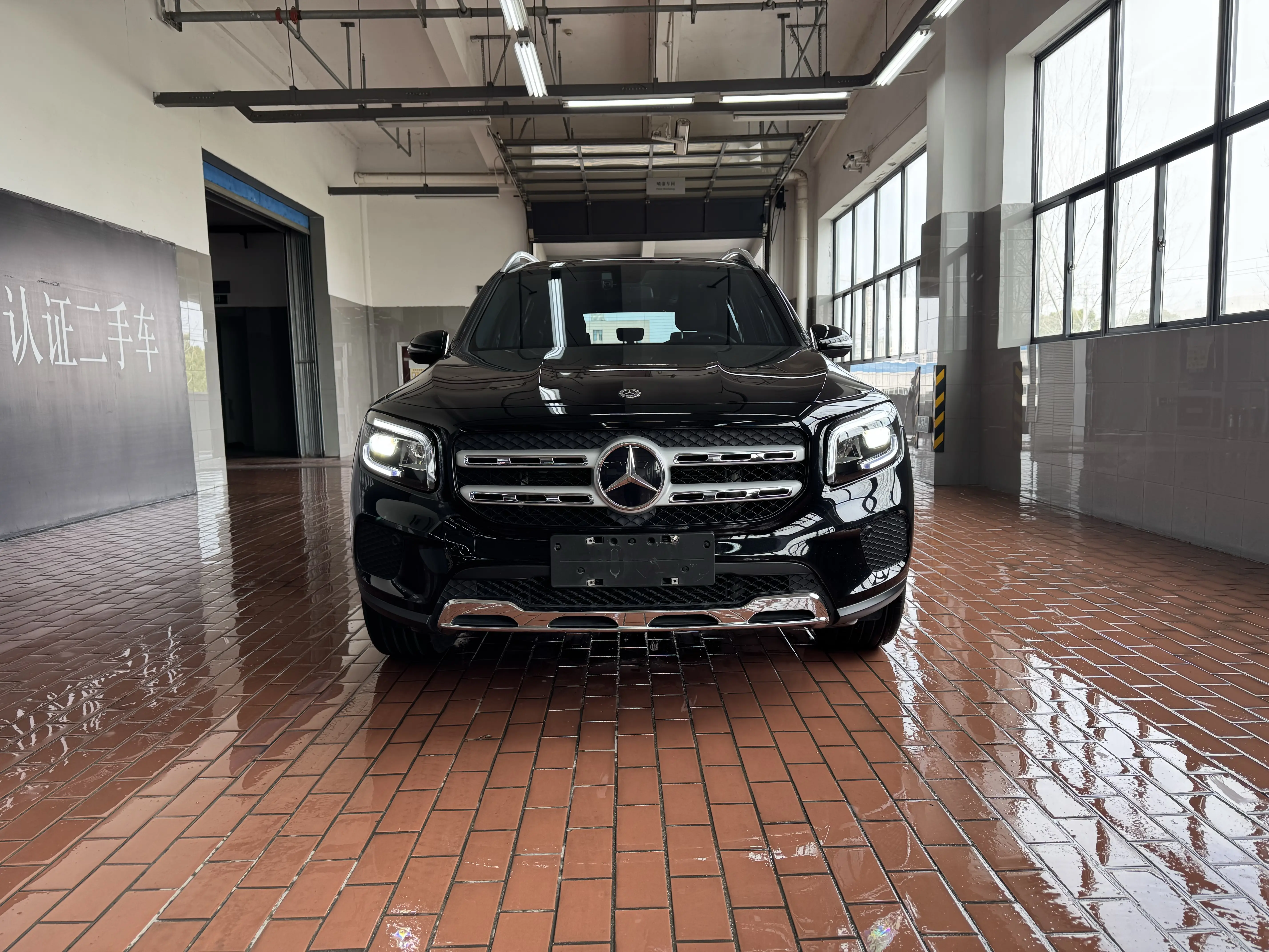 Mercedes-Benz GLB  из Китая