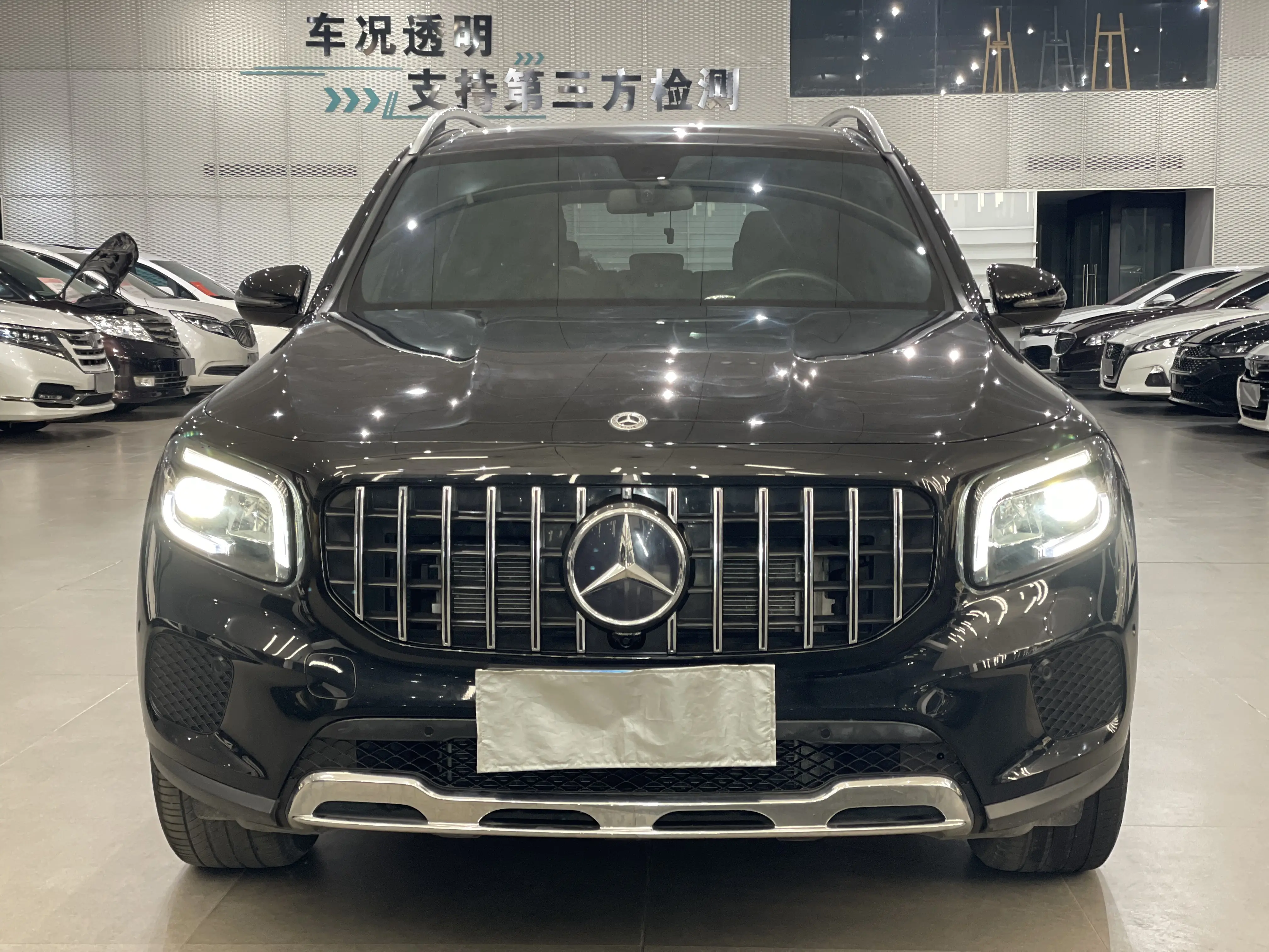 Mercedes-Benz GLB  из Китая