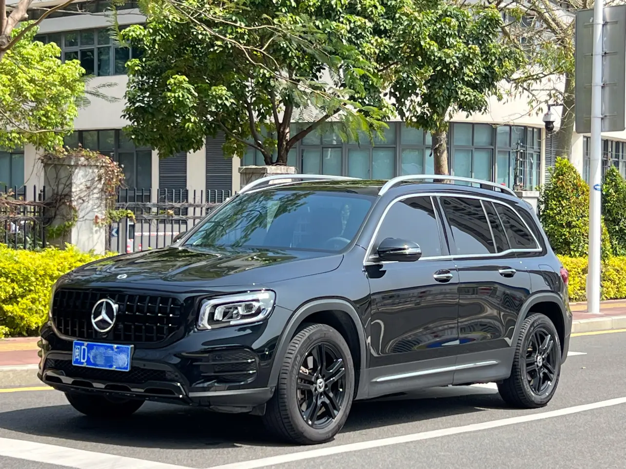 Mercedes-Benz GLB  из Китая