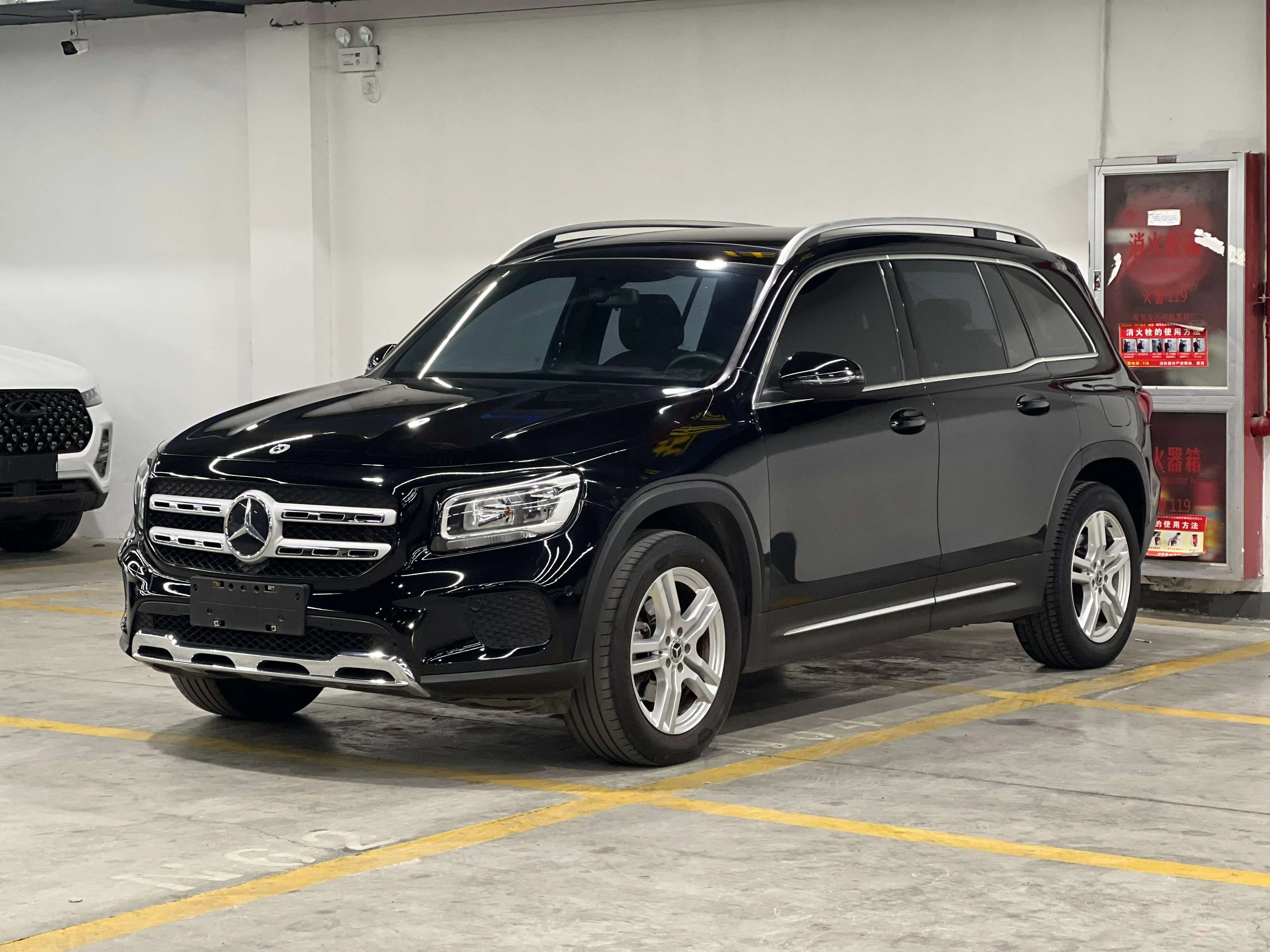 Mercedes-Benz GLB  из Китая