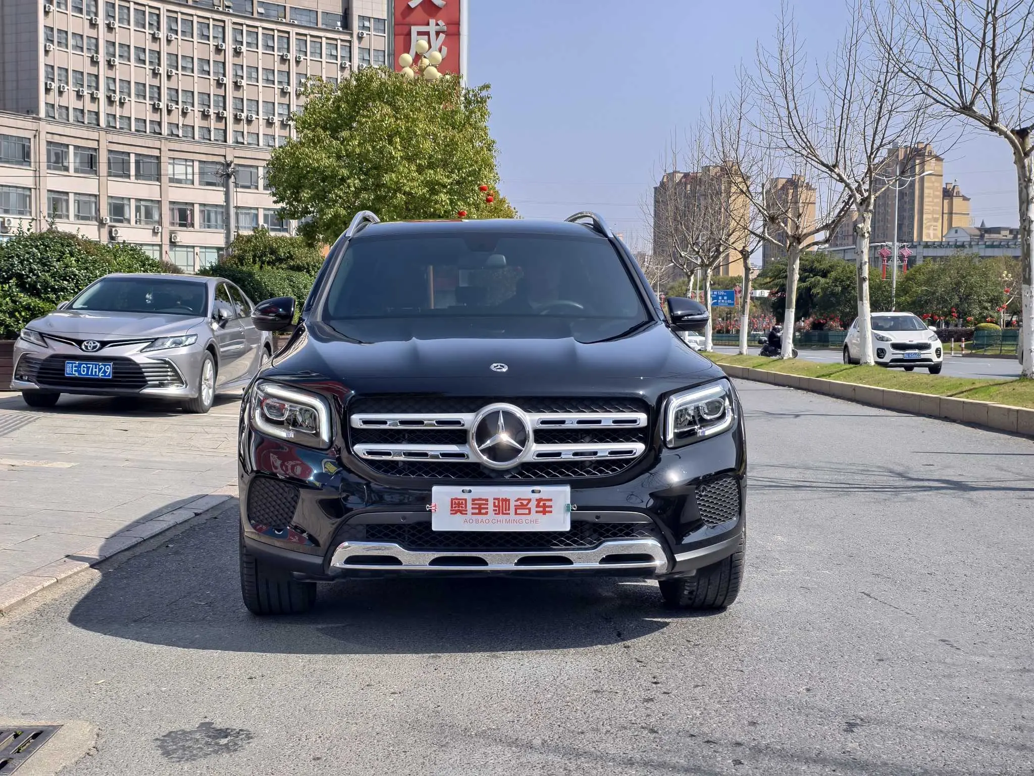 Mercedes-Benz GLB  из Китая