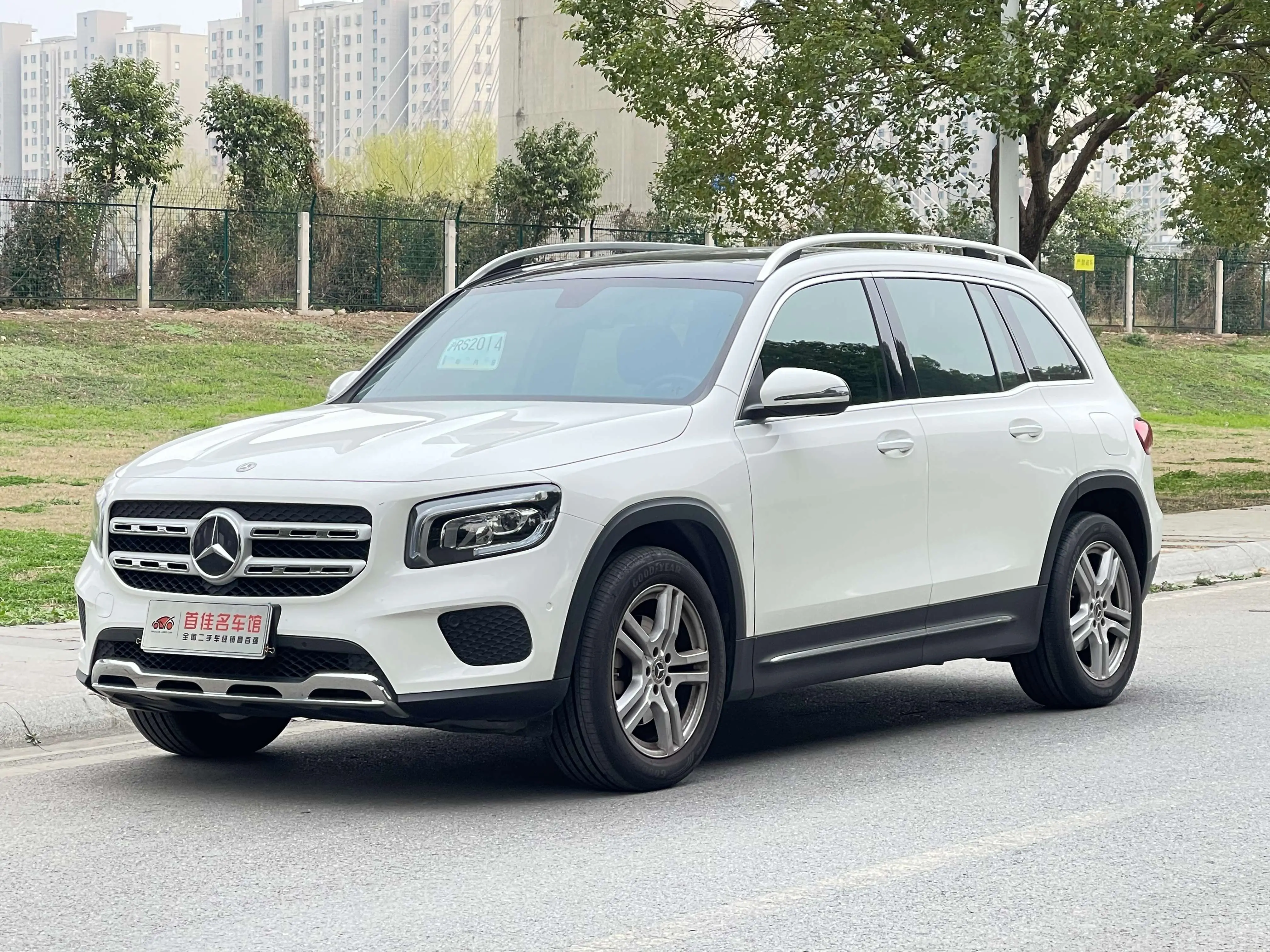 Mercedes-Benz GLB  из Китая