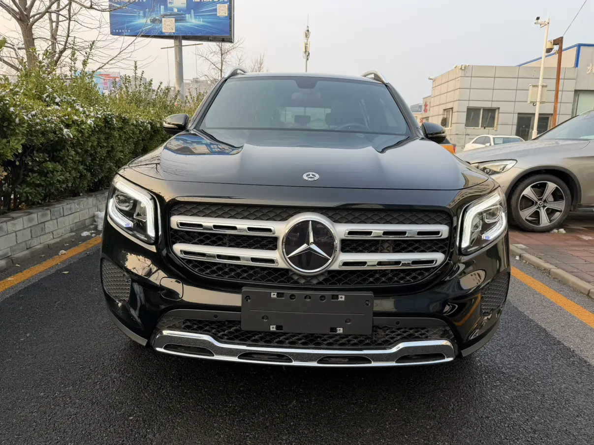 Mercedes-Benz GLB  из Китая