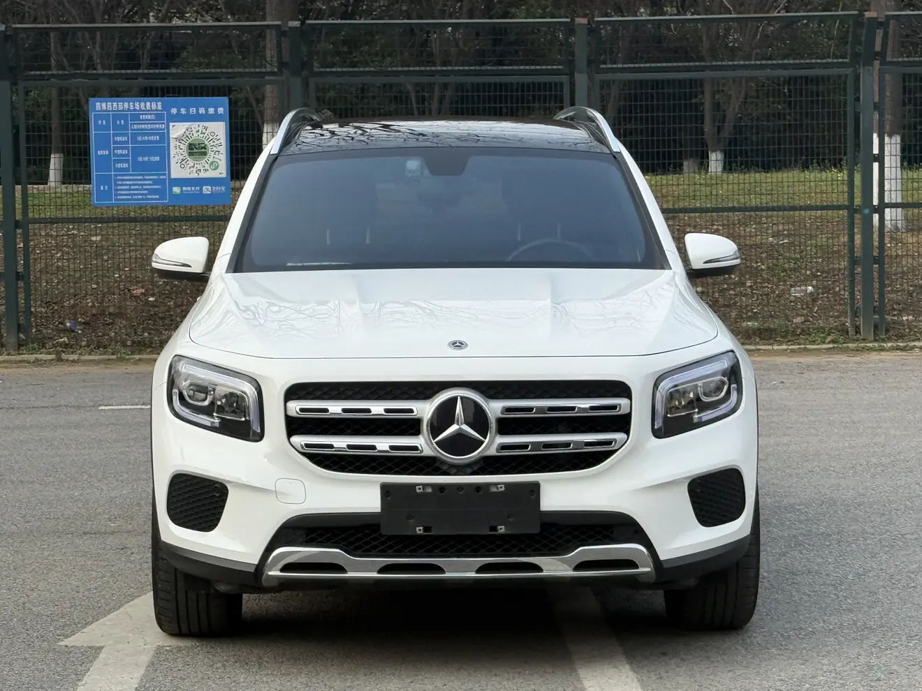 Mercedes-Benz GLB  из Китая