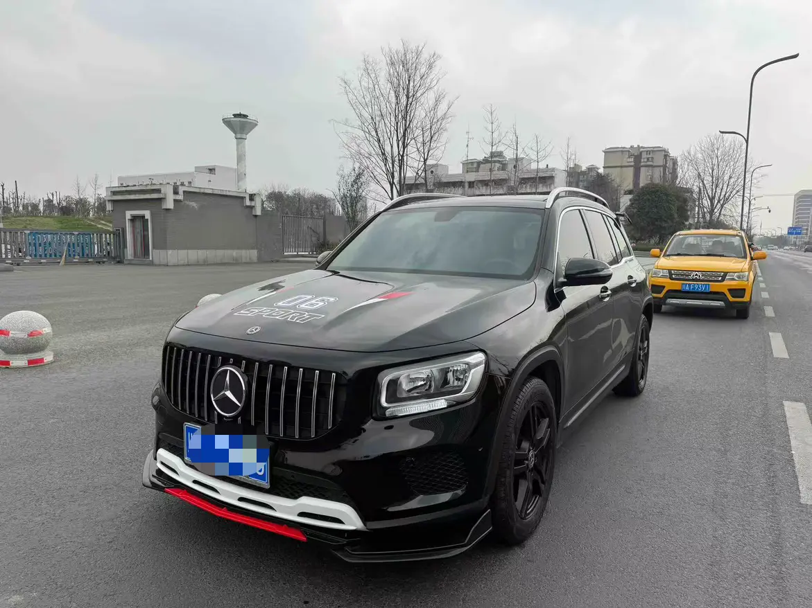 Mercedes-Benz GLB  из Китая