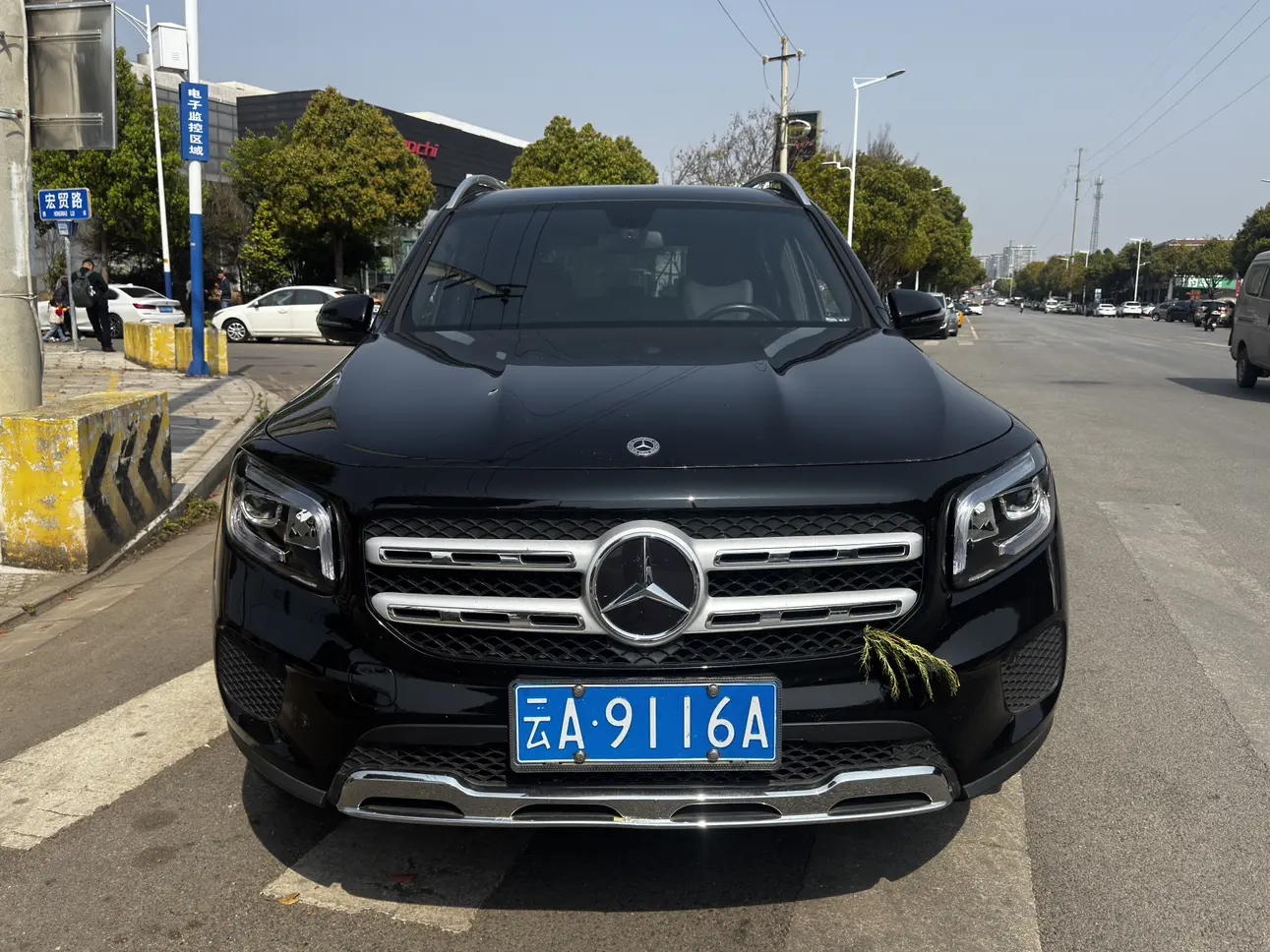 Mercedes-Benz GLB  из Китая