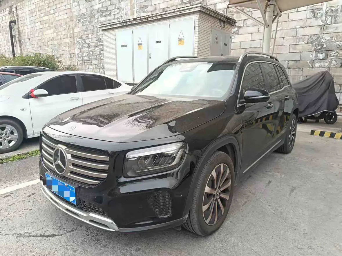 Mercedes-Benz GLB  из Китая