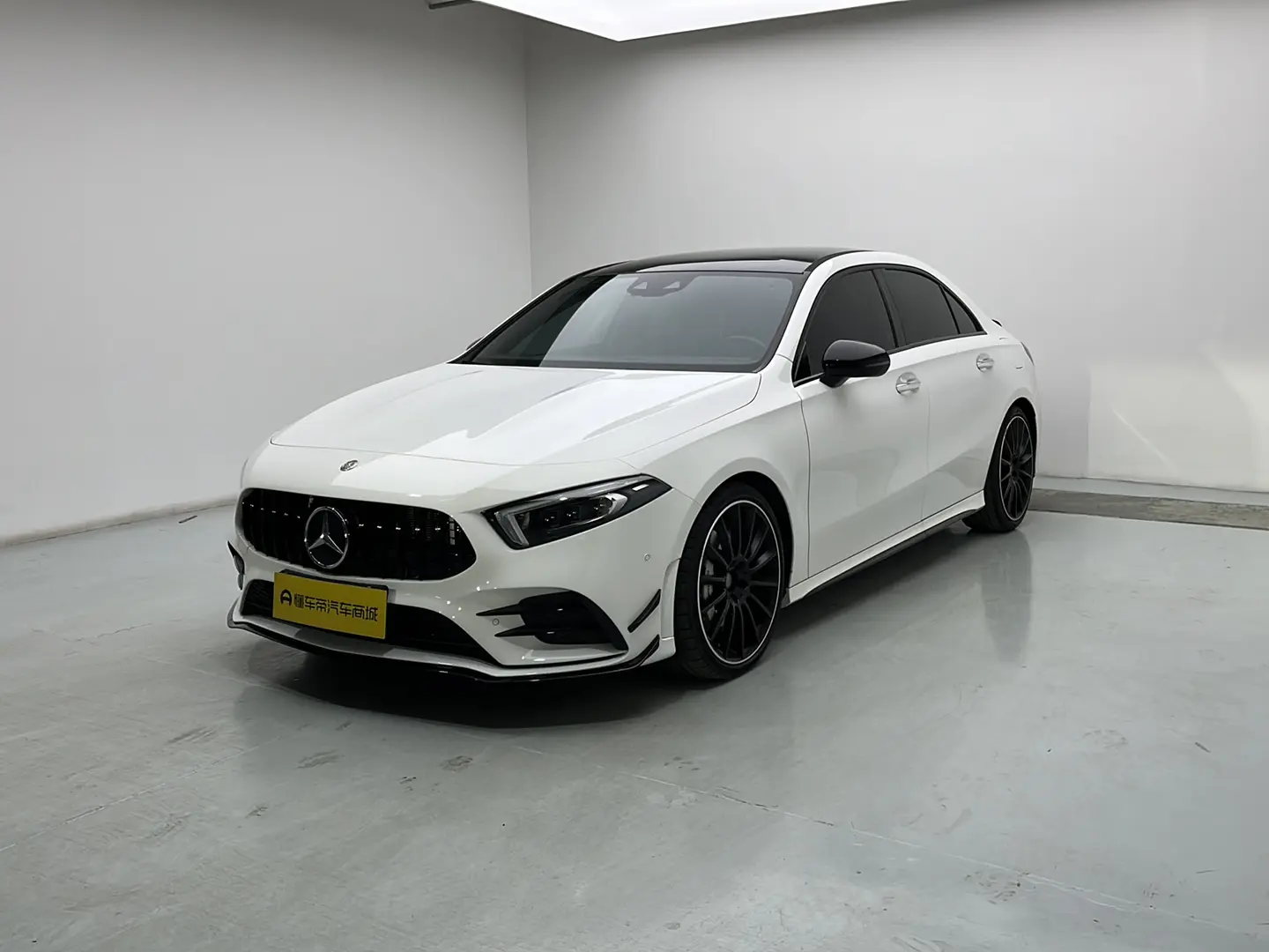 Mercedes-Benz A-Class AMG  из Китая