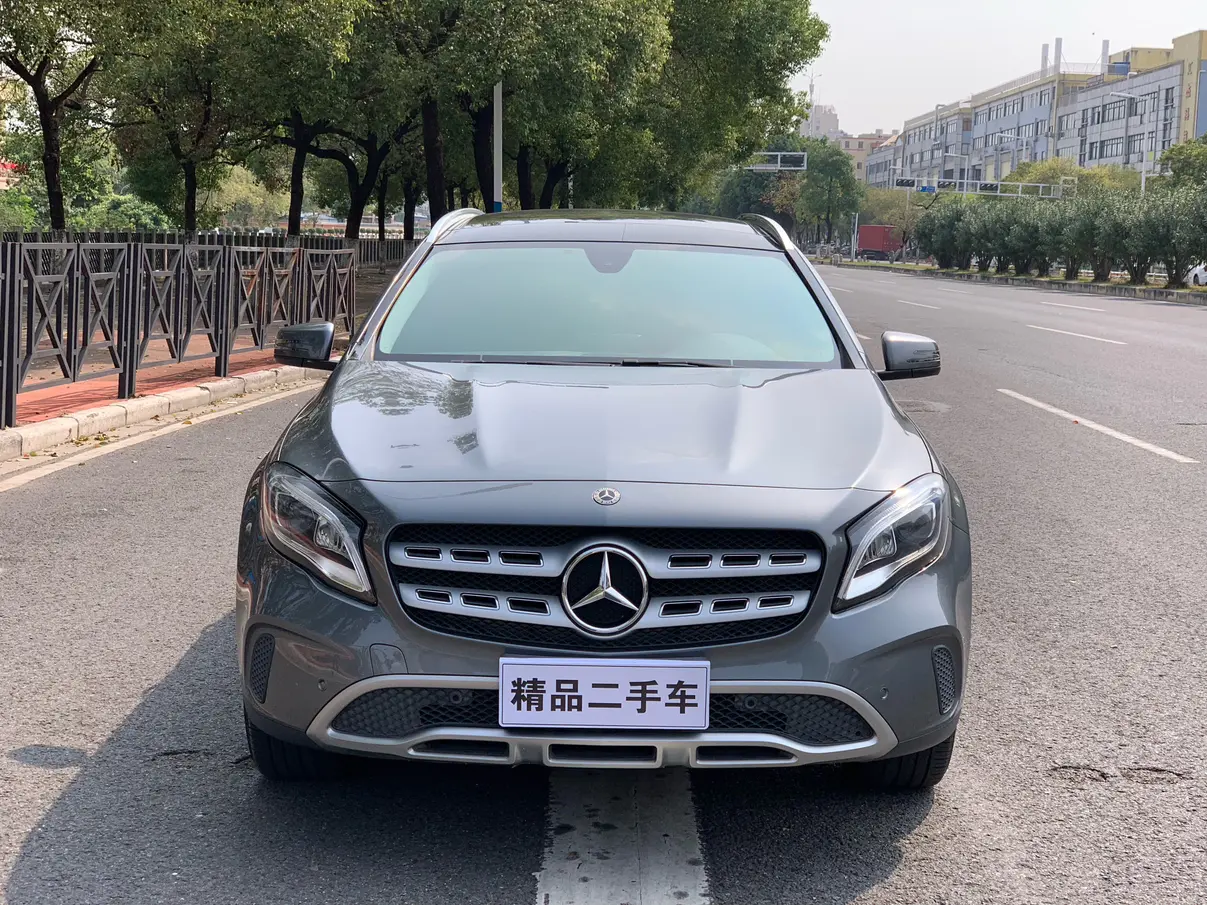 Mercedes-Benz GLA  из Китая