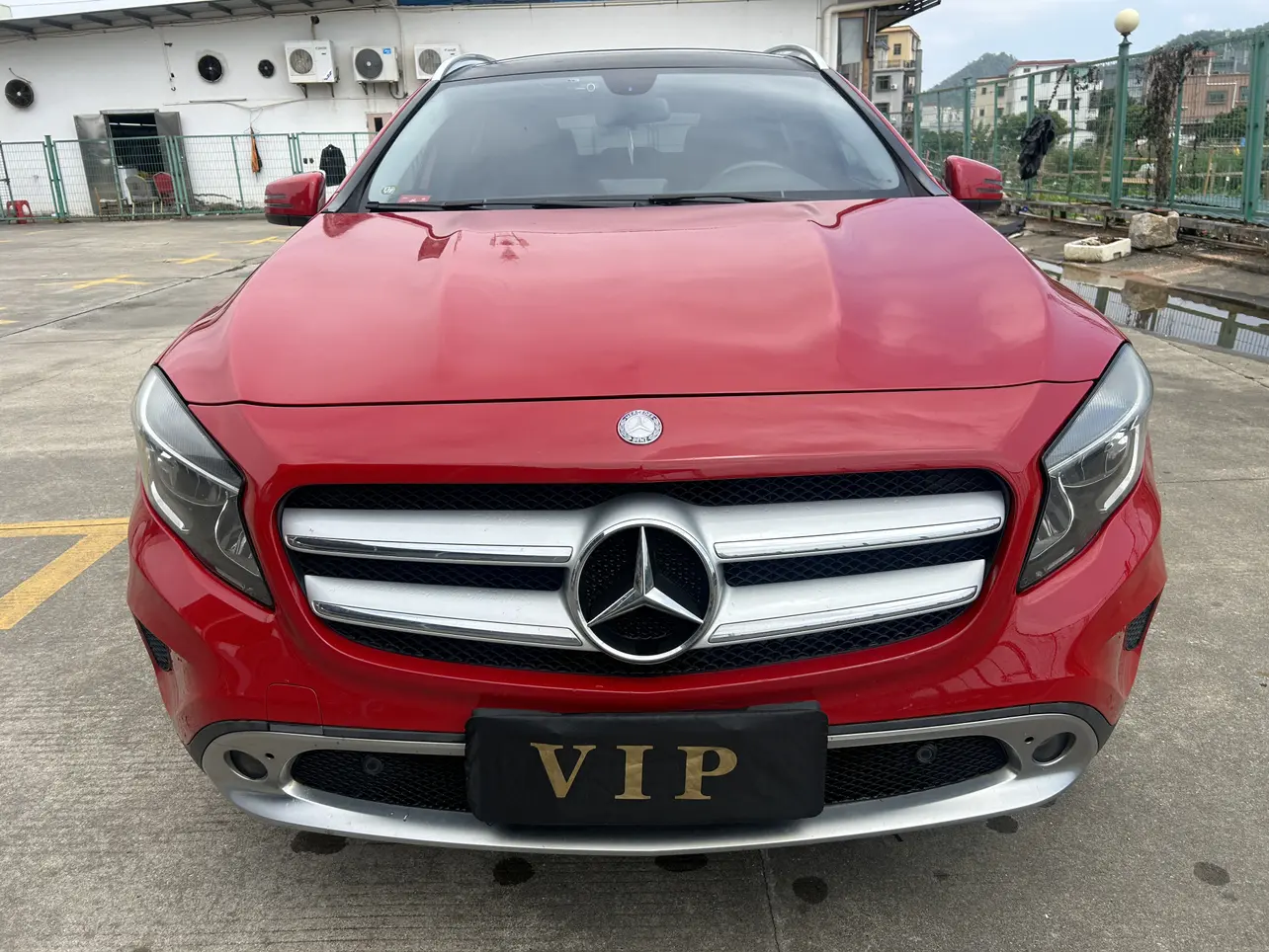 Mercedes-Benz GLA  из Китая