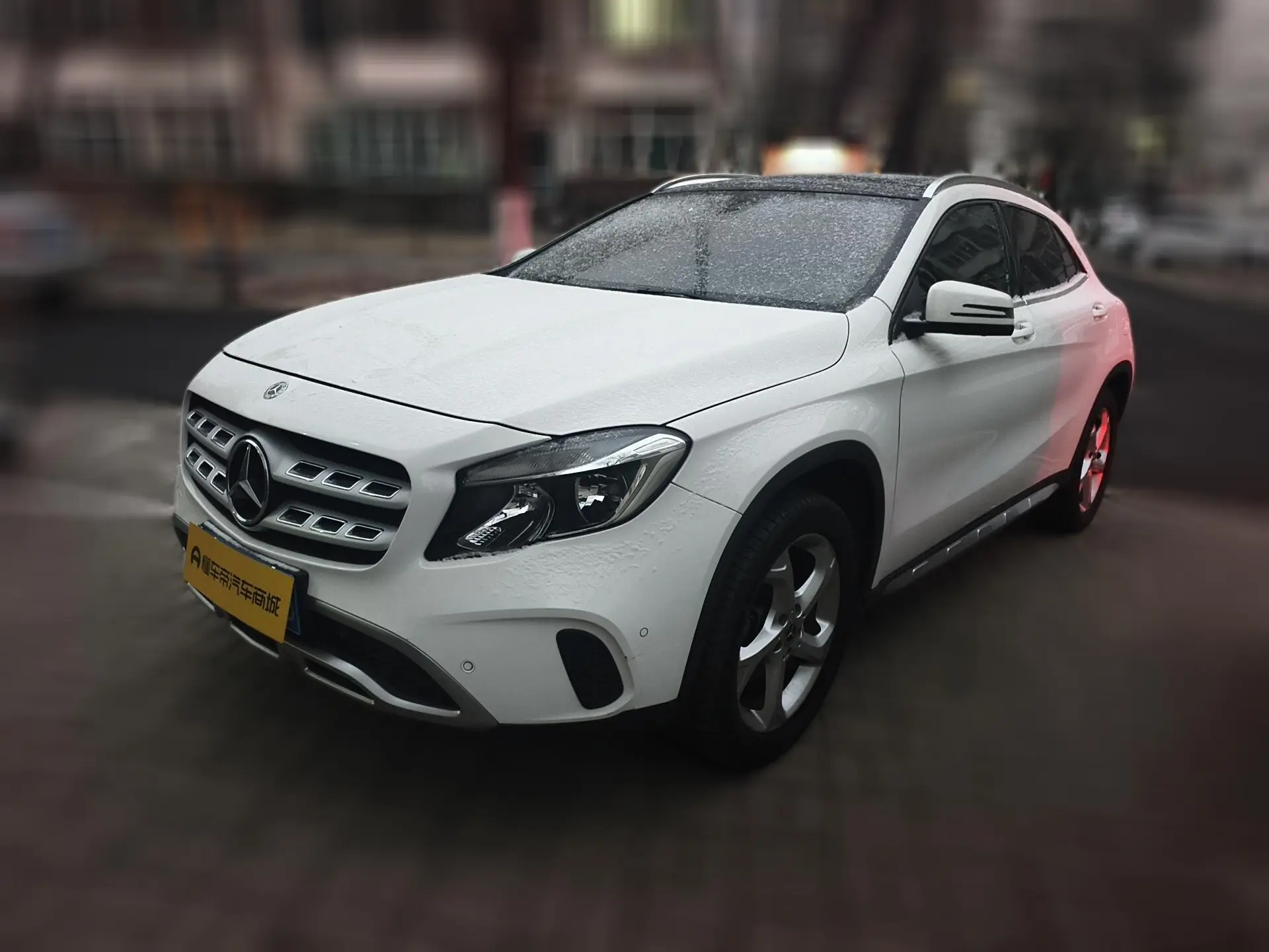 Mercedes-Benz GLA  из Китая