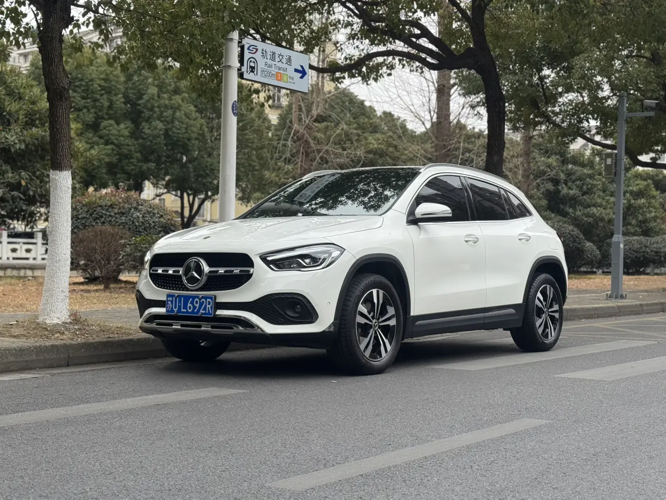 Mercedes-Benz GLA  из Китая