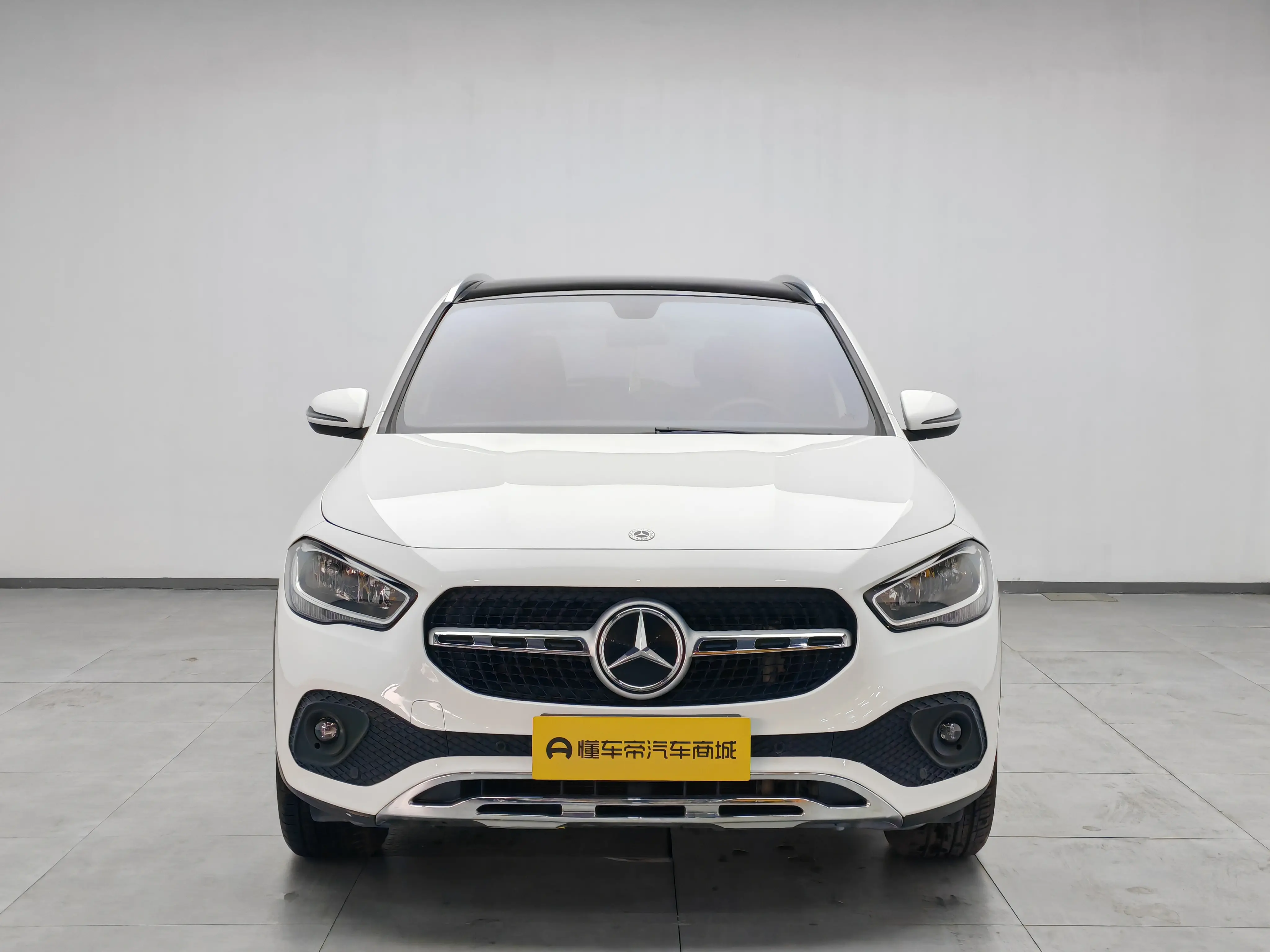 Mercedes-Benz GLA  из Китая